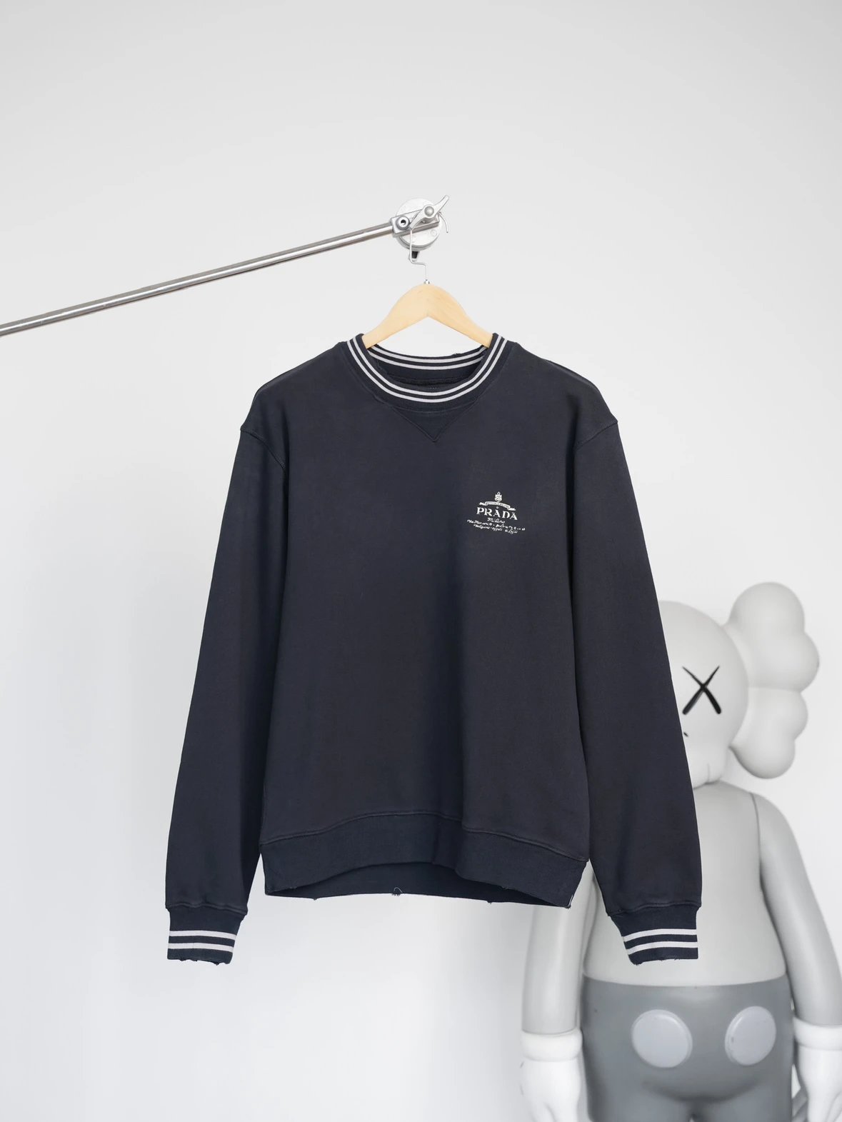 Item ID 8088 PRD-SS24Logo-“ Heavy industrial washing ”“ Purely hand-sanded ” Printe