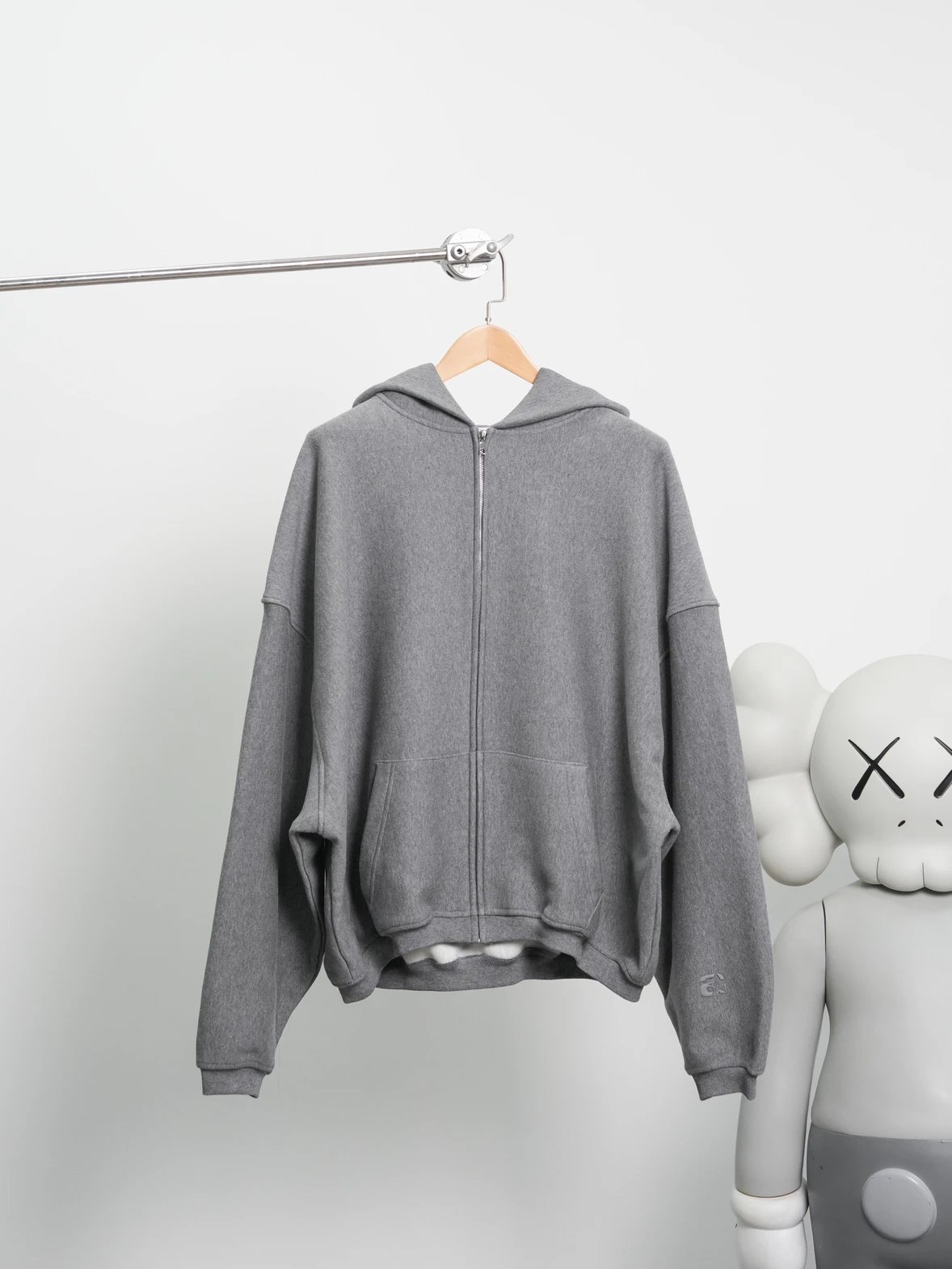 Item ID 8148 king alexander SS24“ Fleece lining ” Star foam logo printed hooded swe