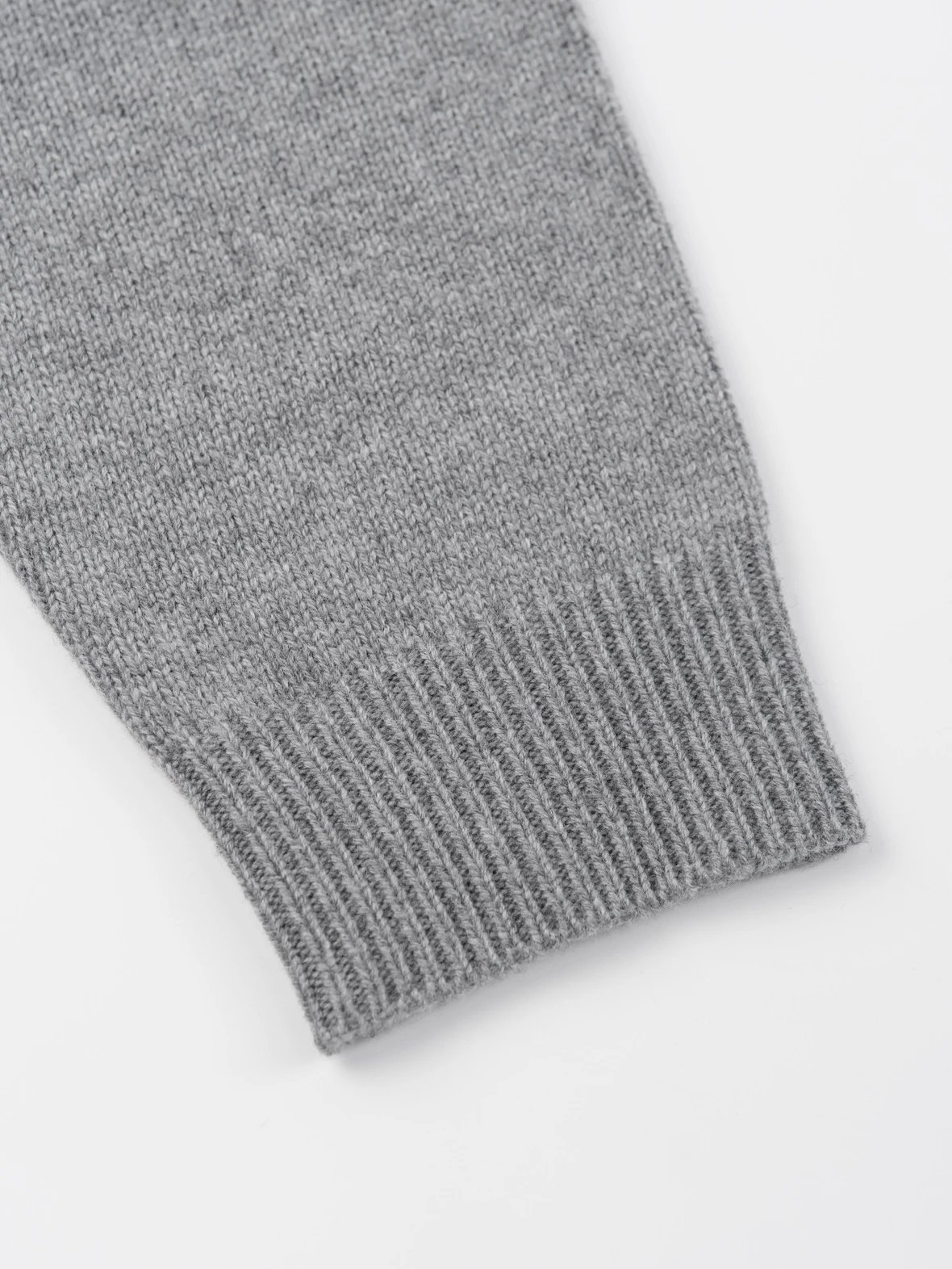 Item ID 8260 L0EWE“100% Combed sheep wool ”Logo round neck pullover long sleeve swe