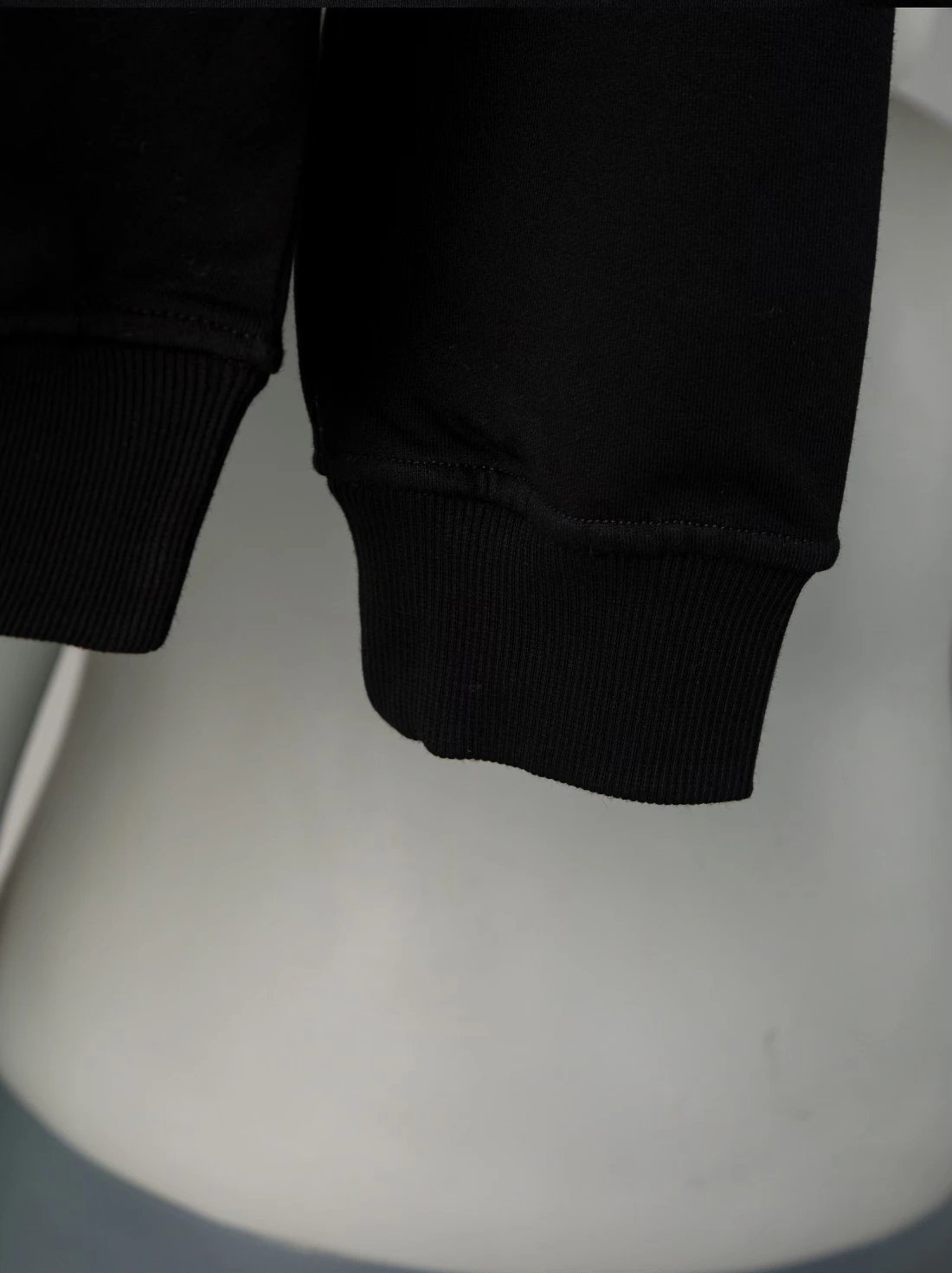 Item ID 8079 Fend1- Fendi -2022ss- Classic crew neck sweatshirt - Fleece design - C