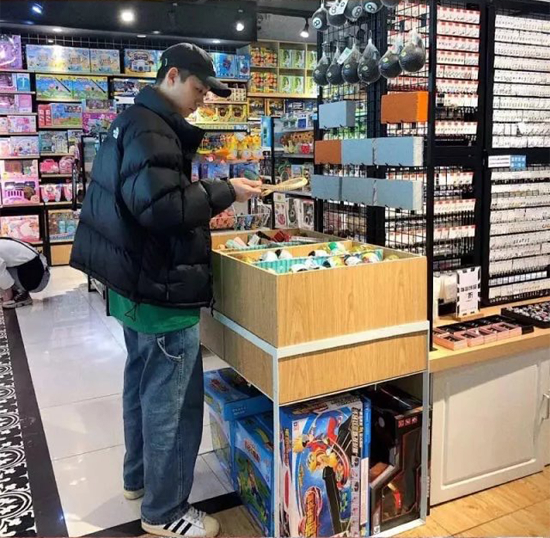 Item ID 8097 90% Down - Correct 85% Goose Down - Poison Home Magic Buckle+Hexagonal