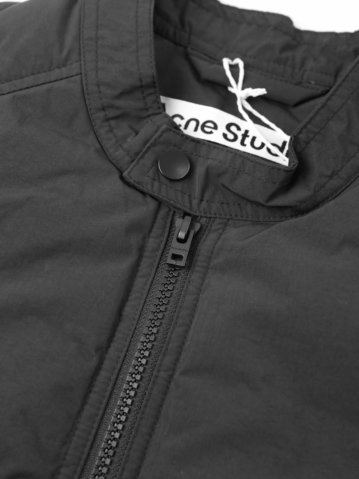 Item ID 8098 Acne SS25 Logo _National Standard 90 White Duck Down_ Solid Color Zipp