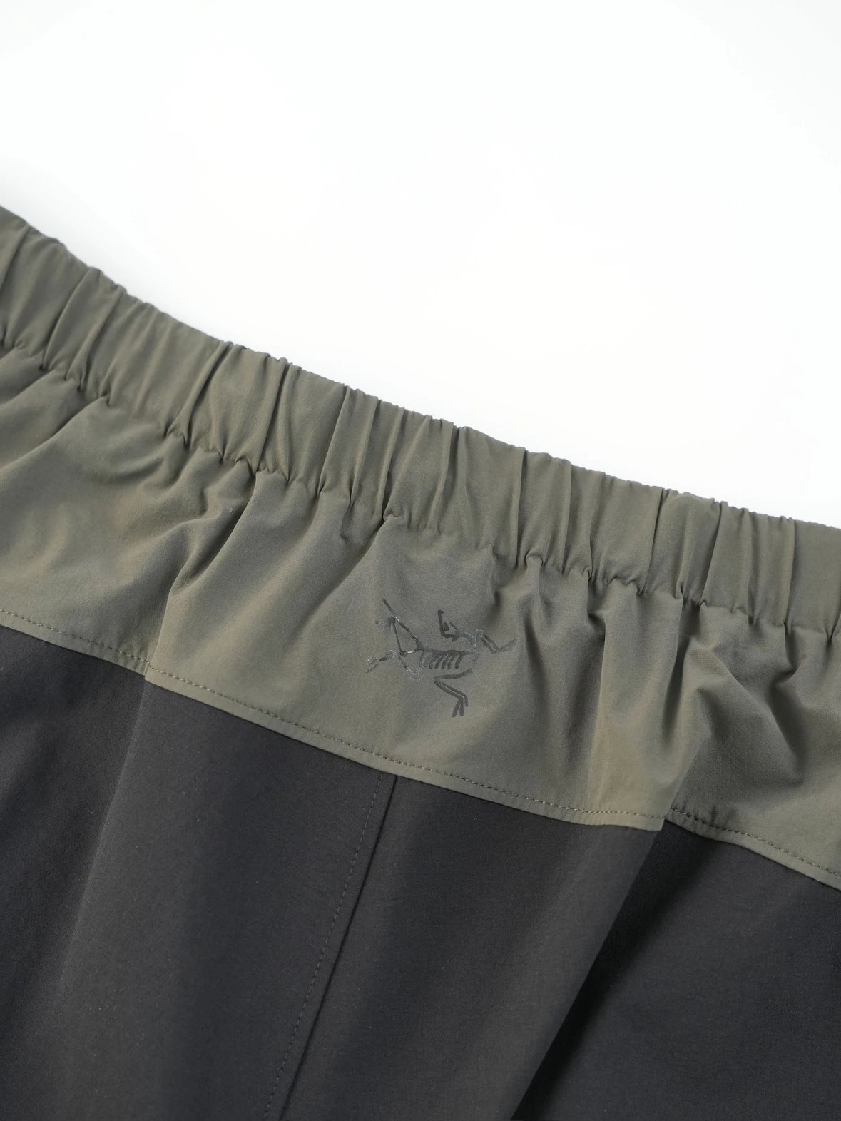 Item ID 8357 SS23S-Drop5 Series - _Elastic Technology Fabric_ CargoPant Retro Sport