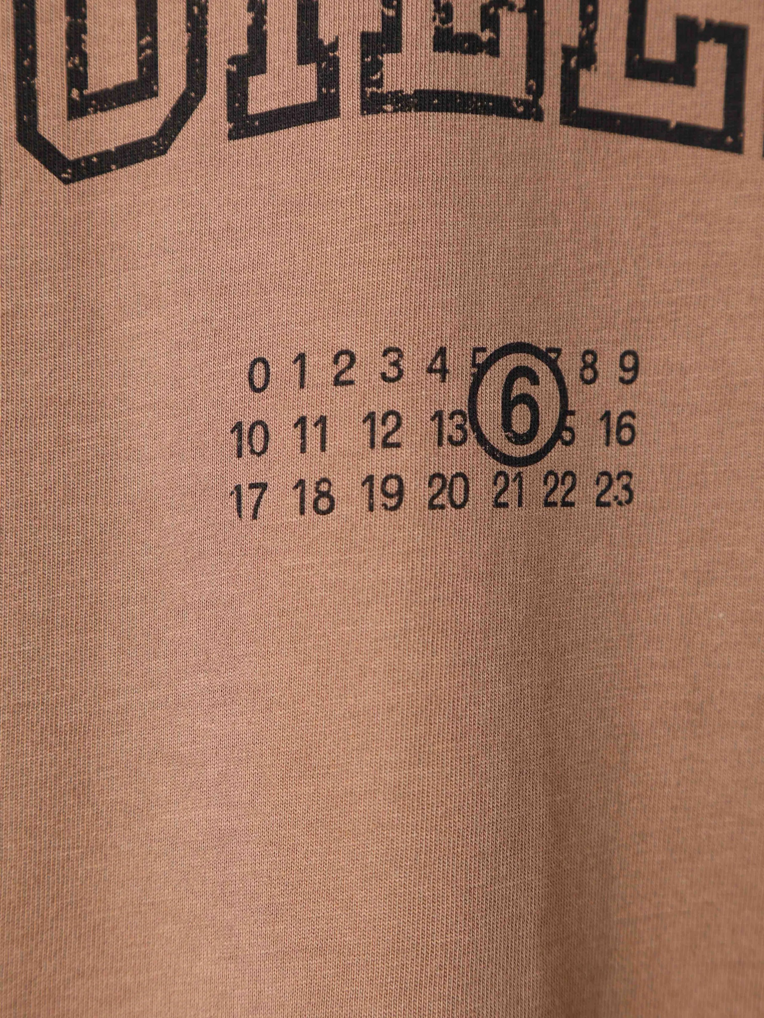 Item ID 8325 Magira SS25-6 printed straight tube round neck short sleeved shirt _fi