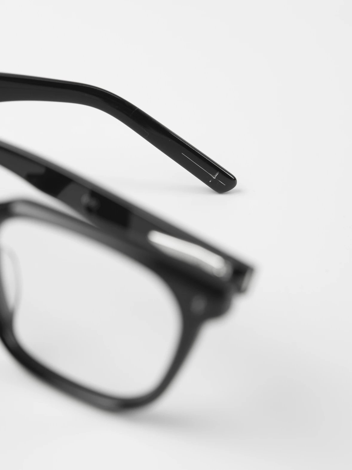 Item ID 8411 GM Vonzo BOLD series logo - Plate frame - Square - Optical frame (anti