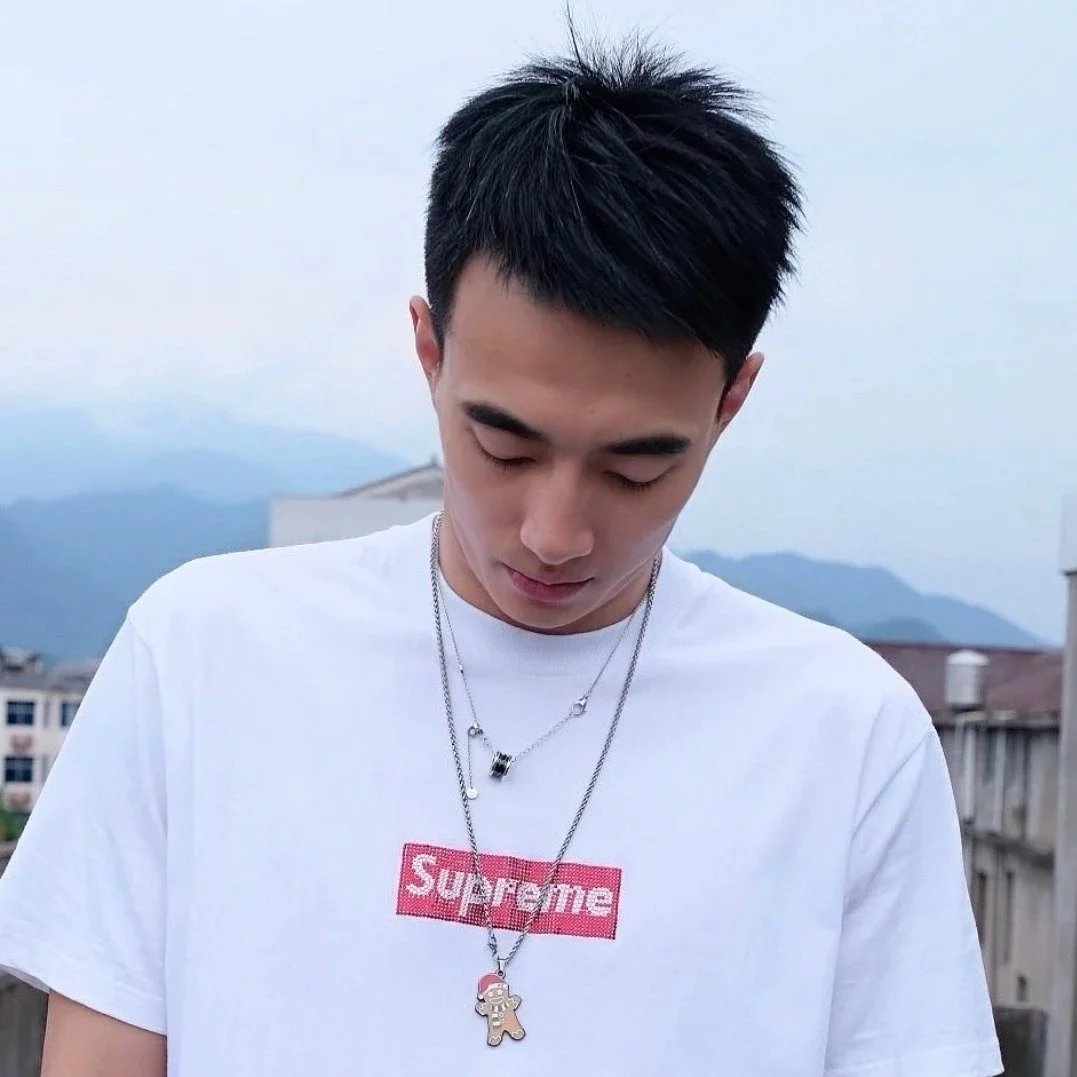 Item ID 8372 Baoge -BGR- Takaraya - Charity Little Red Man Black Ceramic Pendant S9