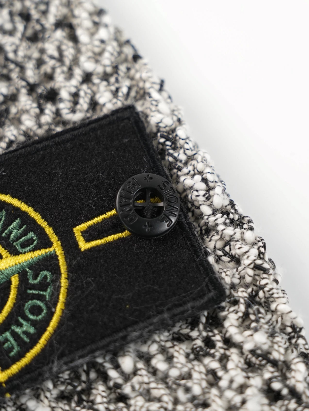 Item ID 8063 Stone-1sland - Island - _Custom woven seven types of yarn_ zipper roun