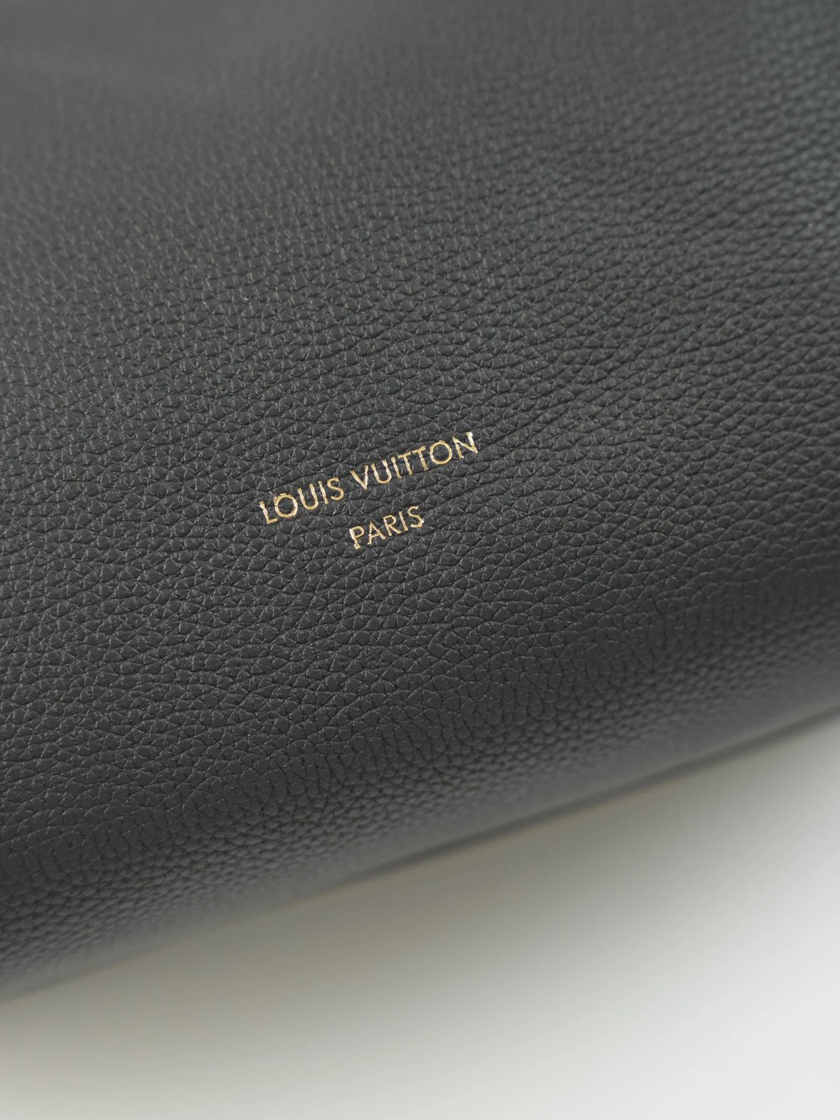 Item ID 8474 Express Black Knight - _Imported calf leather_ _NFC chip_ classic patt