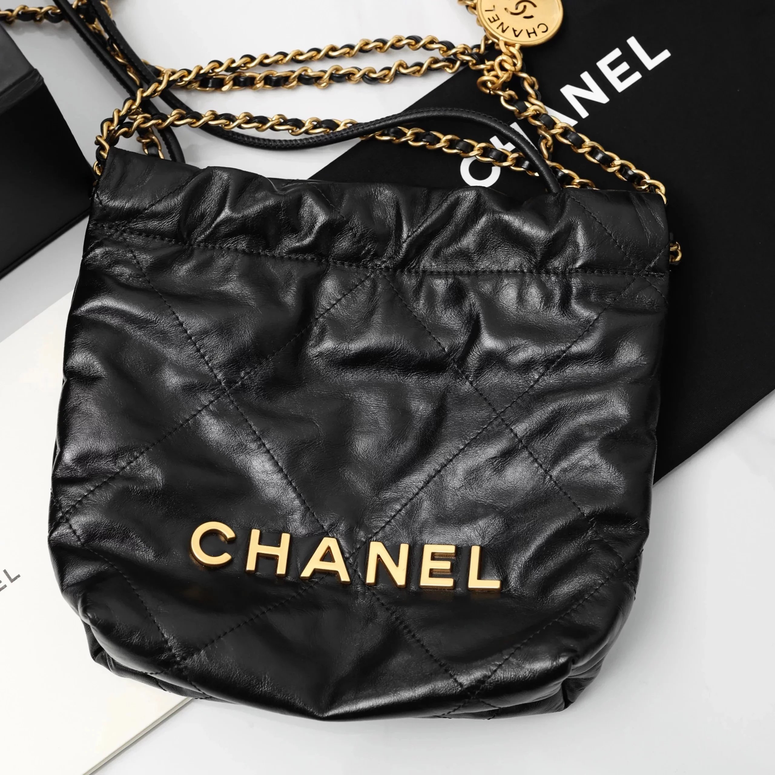 Item ID 8496 luxury garbage bag -CHANE1- Medieval luxury goods - Chanel -Vintage- s