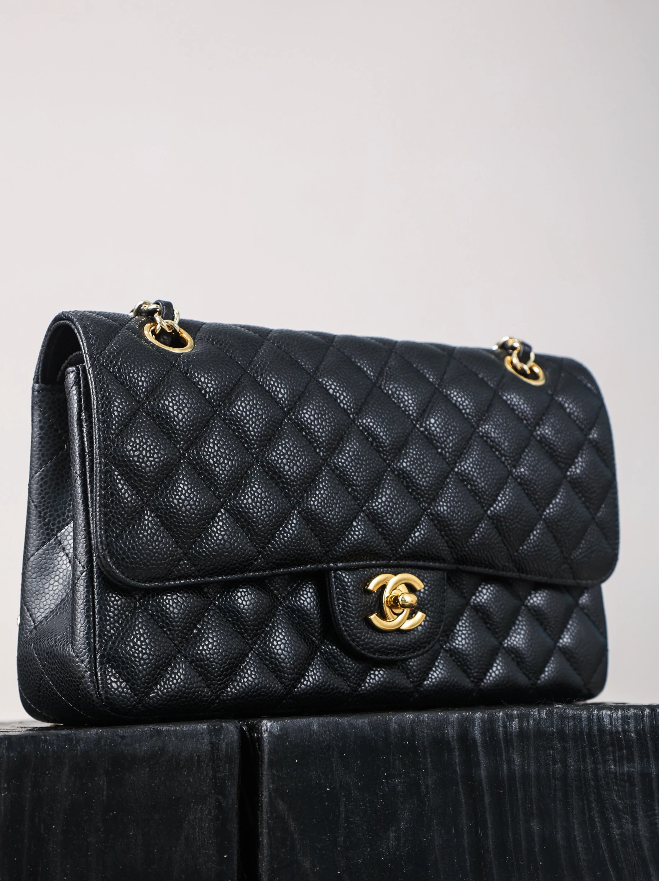 Item ID 8455 Chane1- Fragrant grandma -Classic-Flap-CF- medium size - Classic diamo