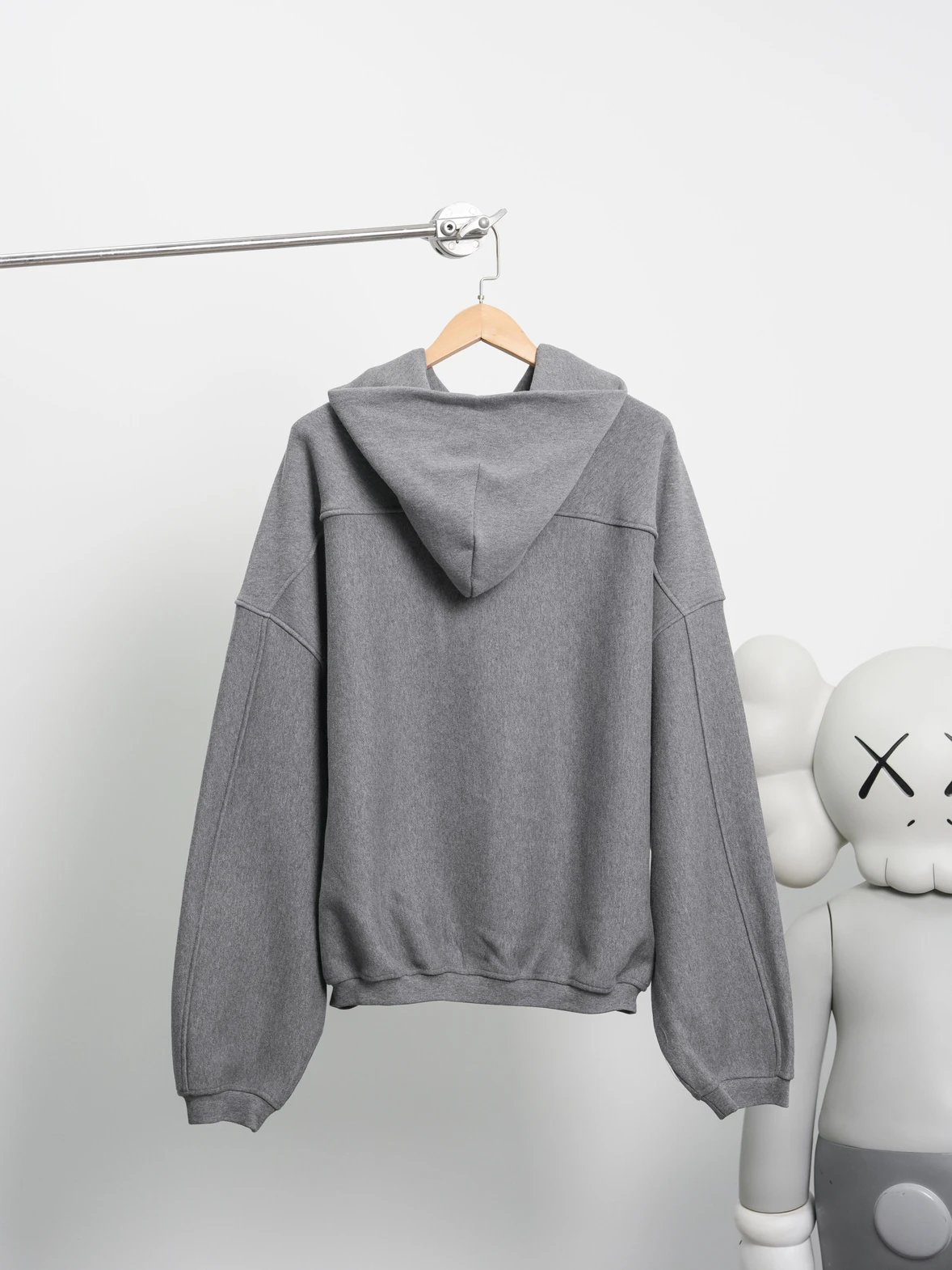 Item ID 8148 king alexander SS24“ Fleece lining ” Star foam logo printed hooded swe