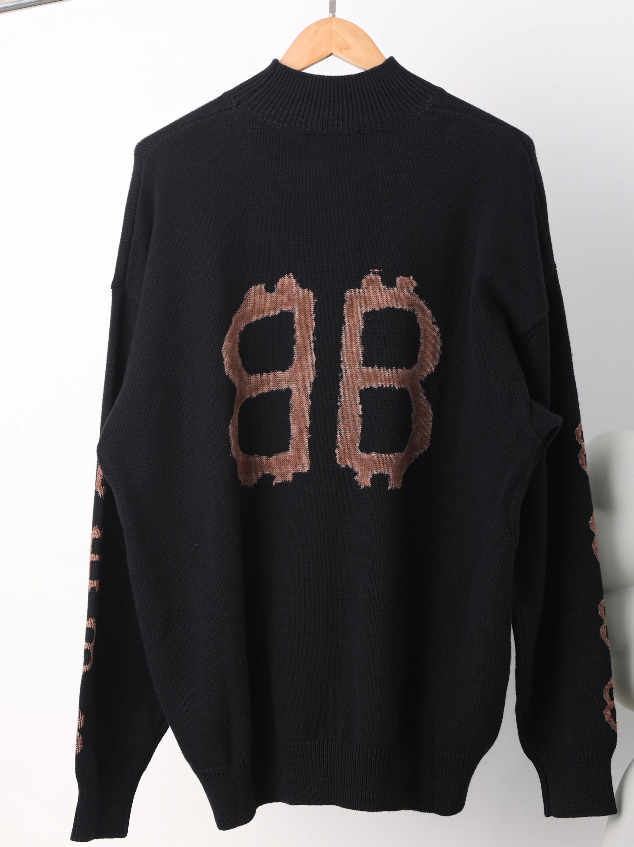 Item ID 8250 Balenci@ga- Paris -2024ss- Mud dyed double B printed sweater - turtlen