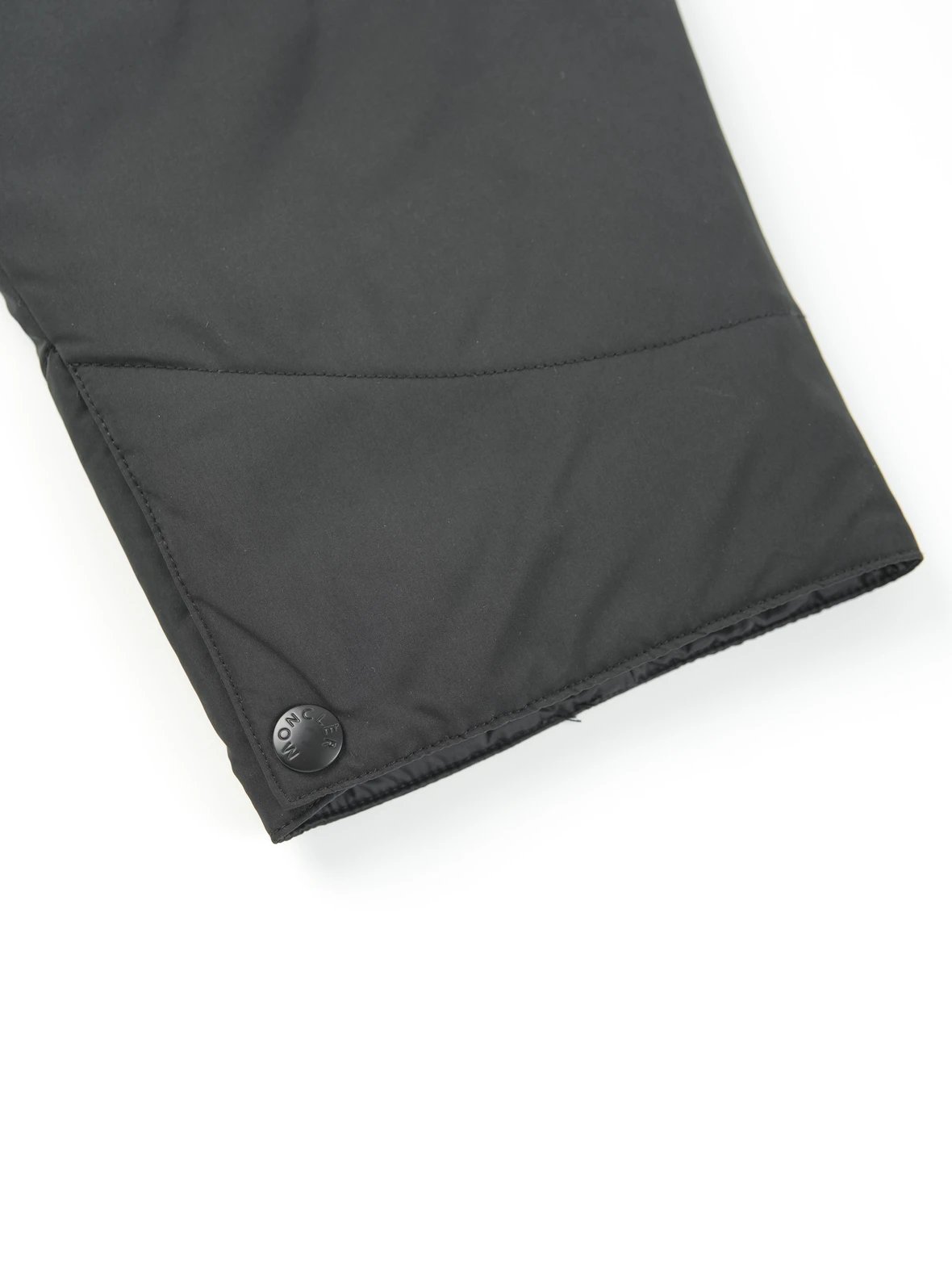 Item ID 8096 -SS25-Cidone series -“90 white goose down ” Goose down zipped lapel po