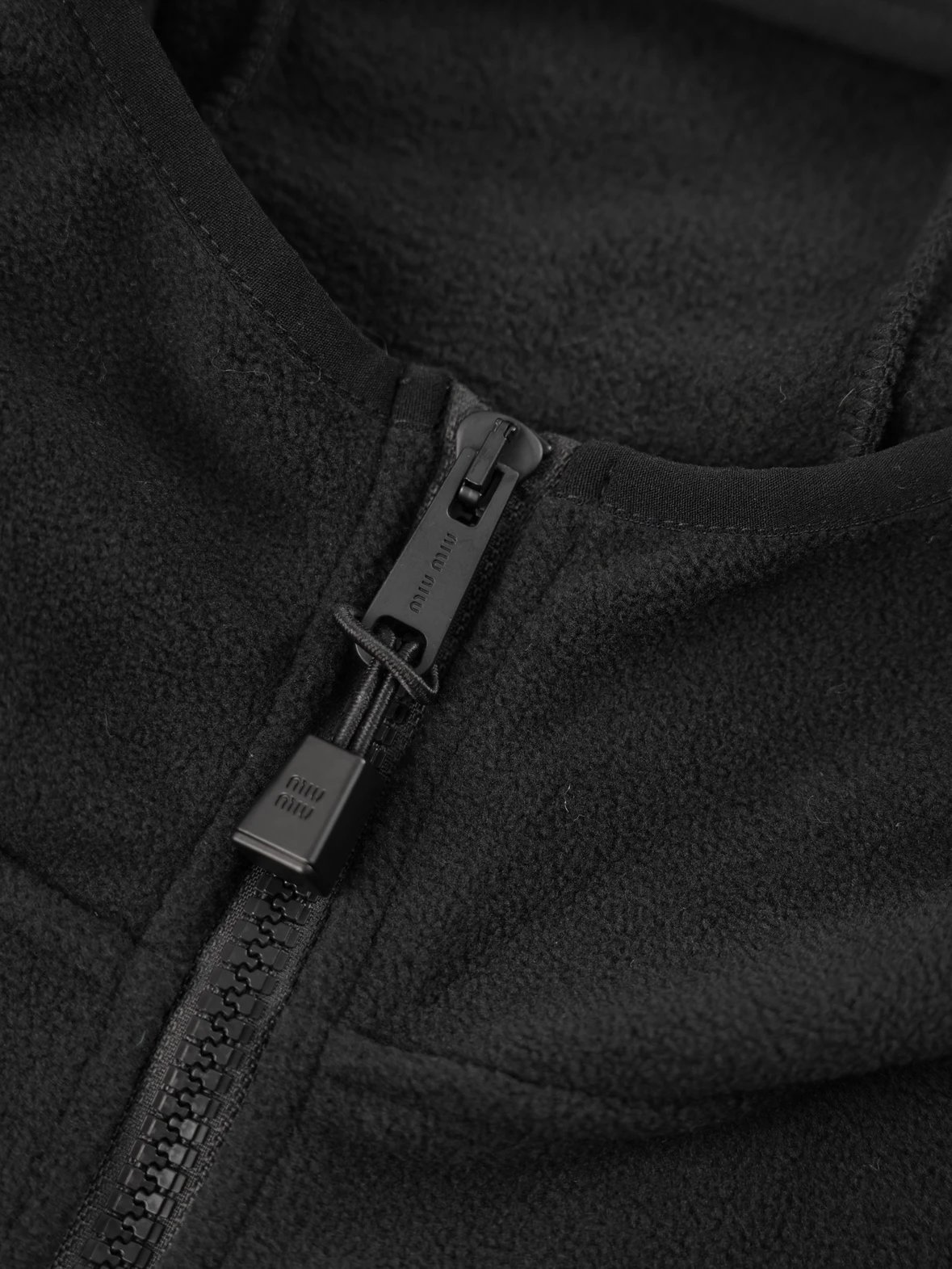 Item ID 8043 Miu Miu FW25 Chinese Valentine's Day cotton logo hooded fleece zipper