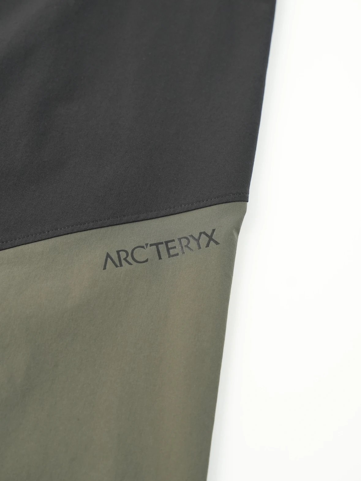 Item ID 8357 SS23S-Drop5 Series - _Elastic Technology Fabric_ CargoPant Retro Sport