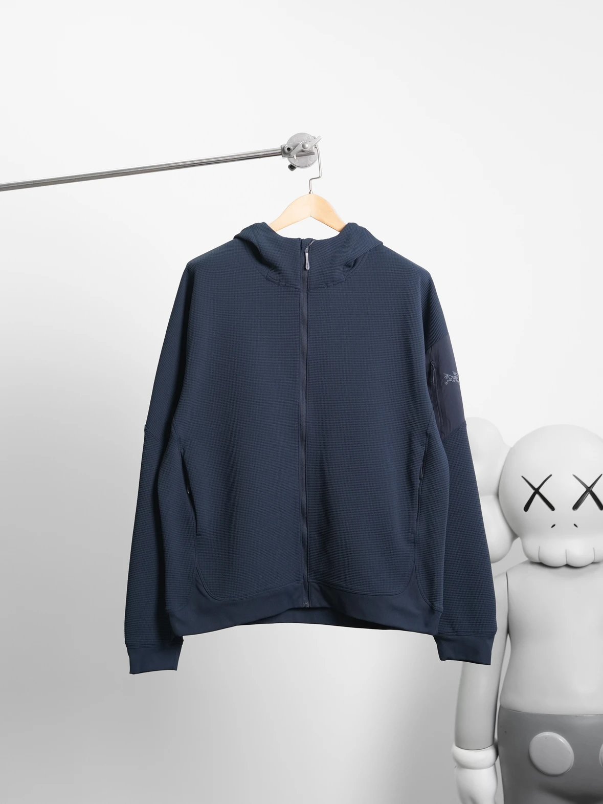 Item ID 8051 Olera- Two colors - waffle embroidery logo Windproof, breathable, warm