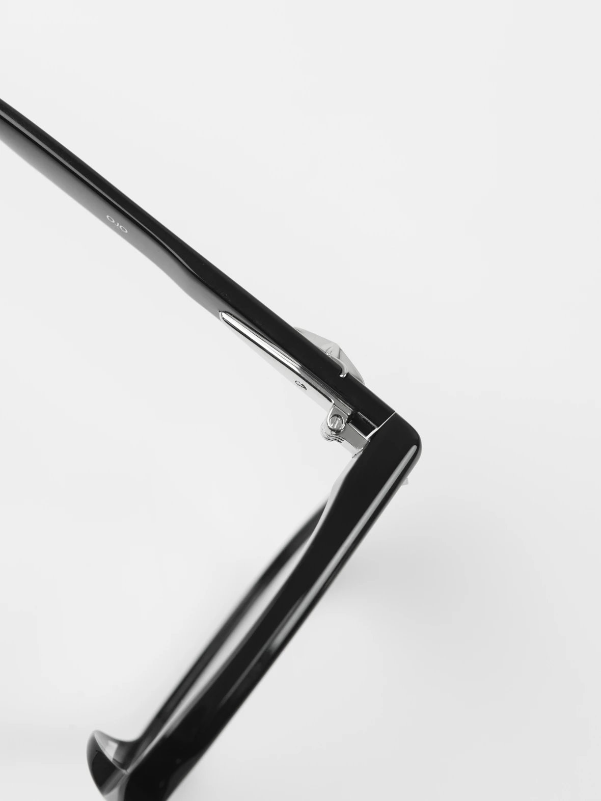 Item ID 8411 GM Vonzo BOLD series logo - Plate frame - Square - Optical frame (anti