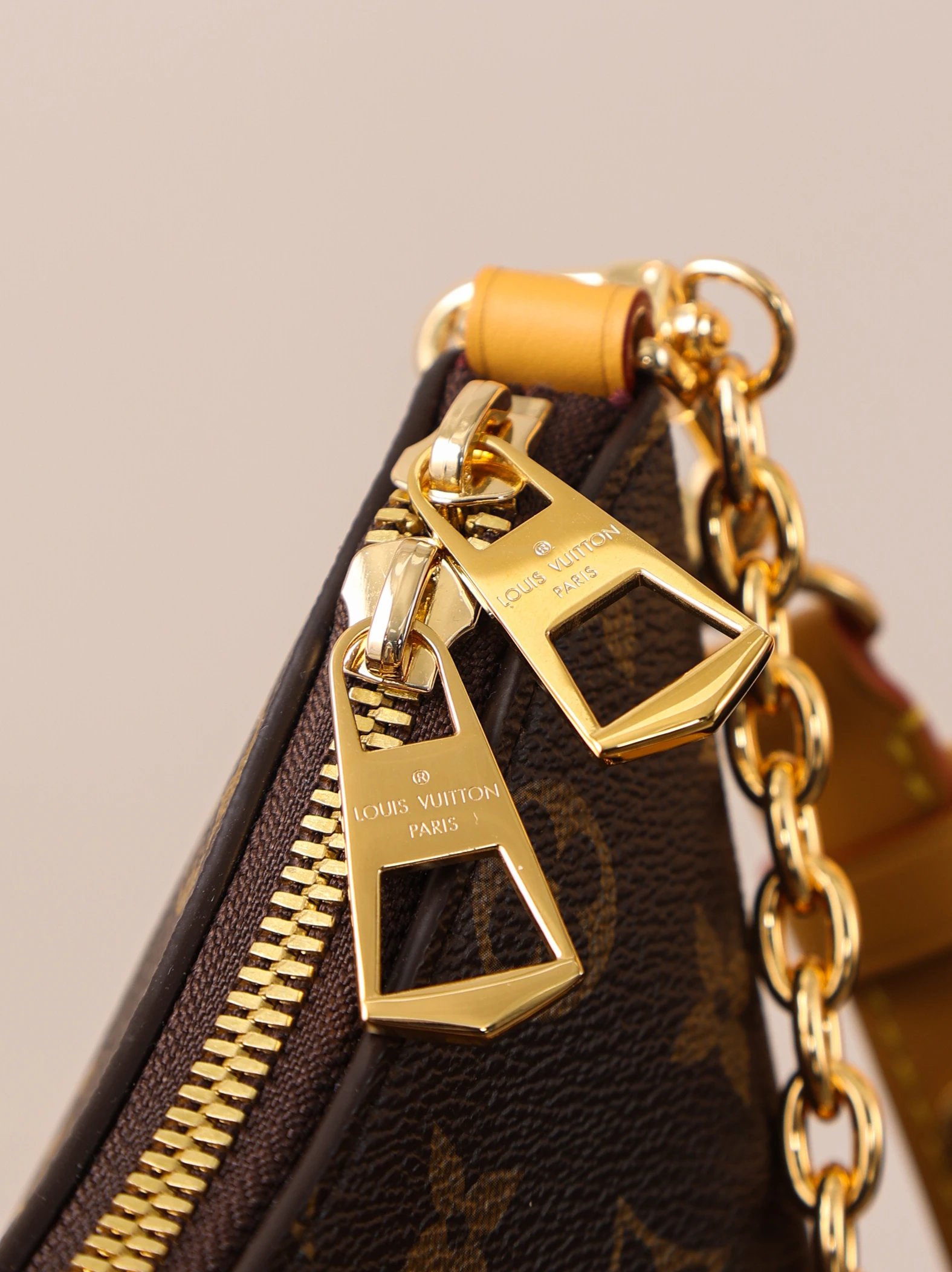 Item ID 8484 Haute Couture -2021ss - Classic Old Flower Series - Bull Horn Shoulder