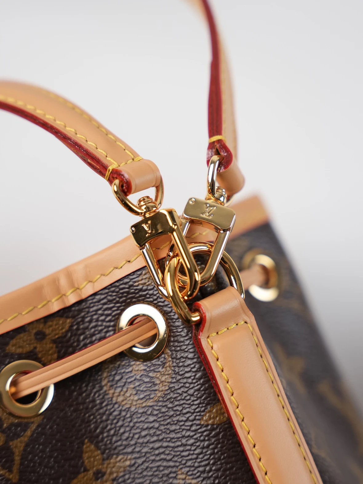 Item ID 8514 Year end finale _detachable and adjustable shoulder strap drawstring c