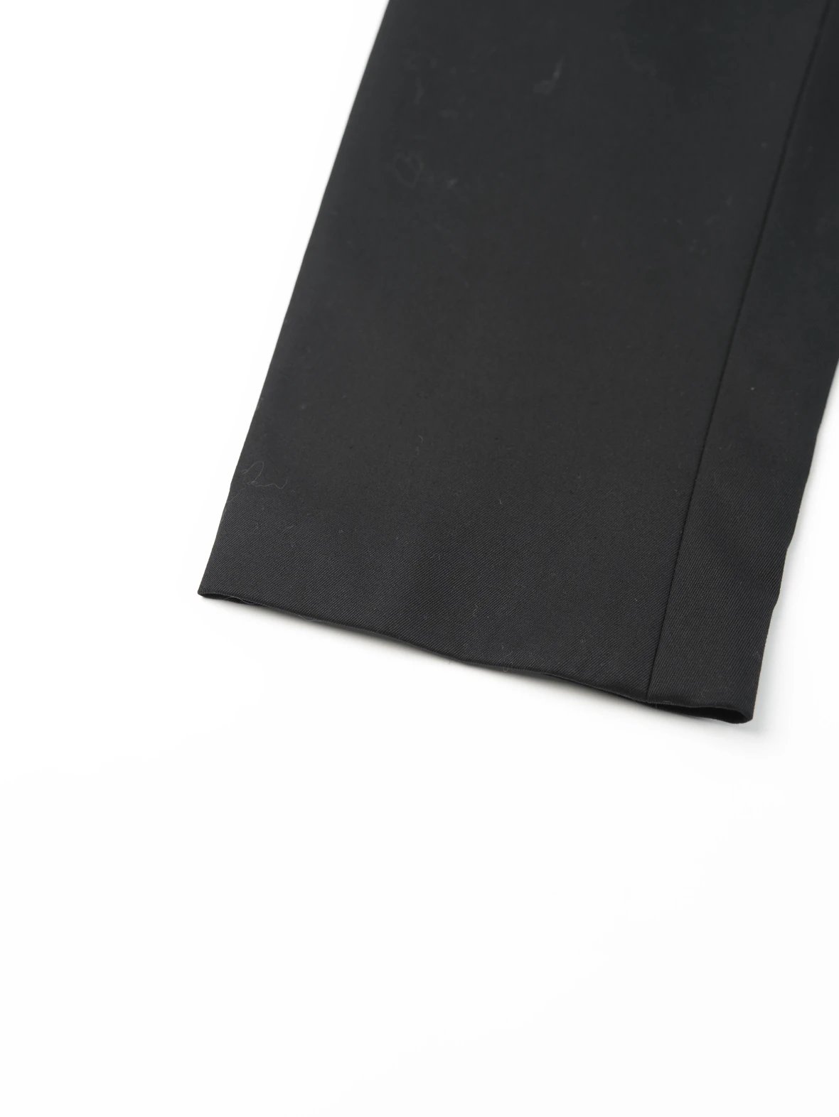 Item ID 8033 L0EWE-SS26-“ Imported leather ”“ Combed cotton twill ” Solid color