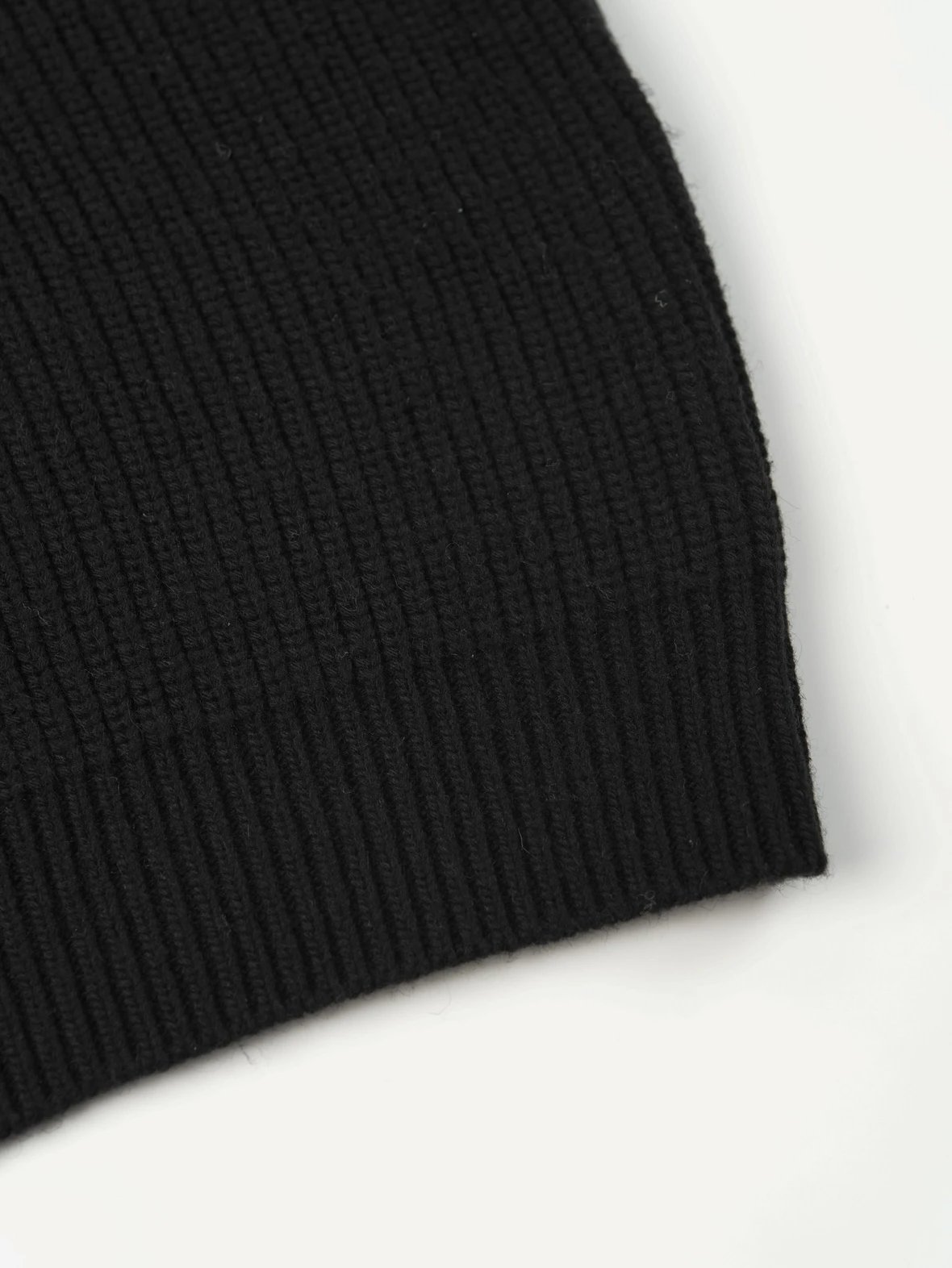 Item ID 8255 CEL1NE- ribbing “ wool blend ” turtleneck long sleeve sweater - Same s