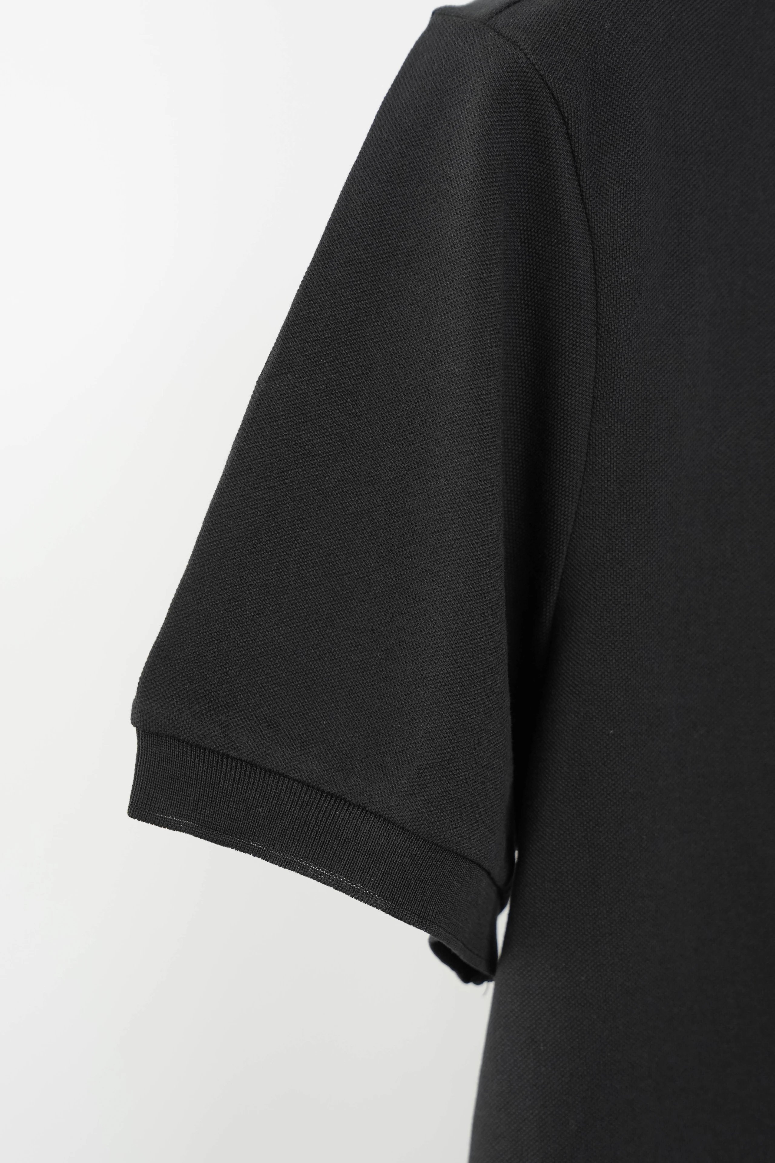 Item ID 8310 FEND1 Fendi -“ Frame craftsmanship ” Metal FF Buttoned embossed short