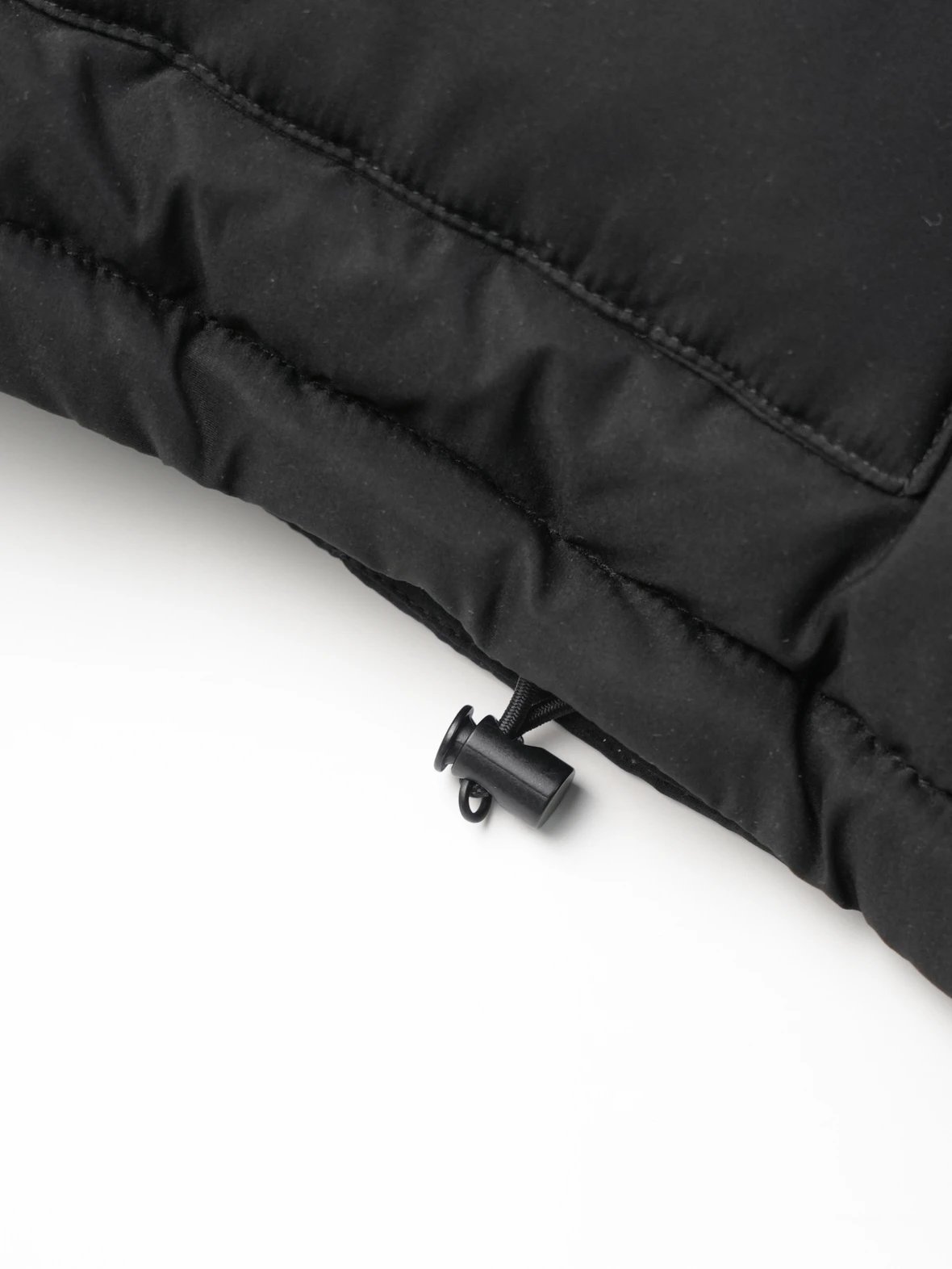 Item ID 8126 M1UM1U Miu Miu FW24“90 white duck down ” Lapel drawstring hem zipper l