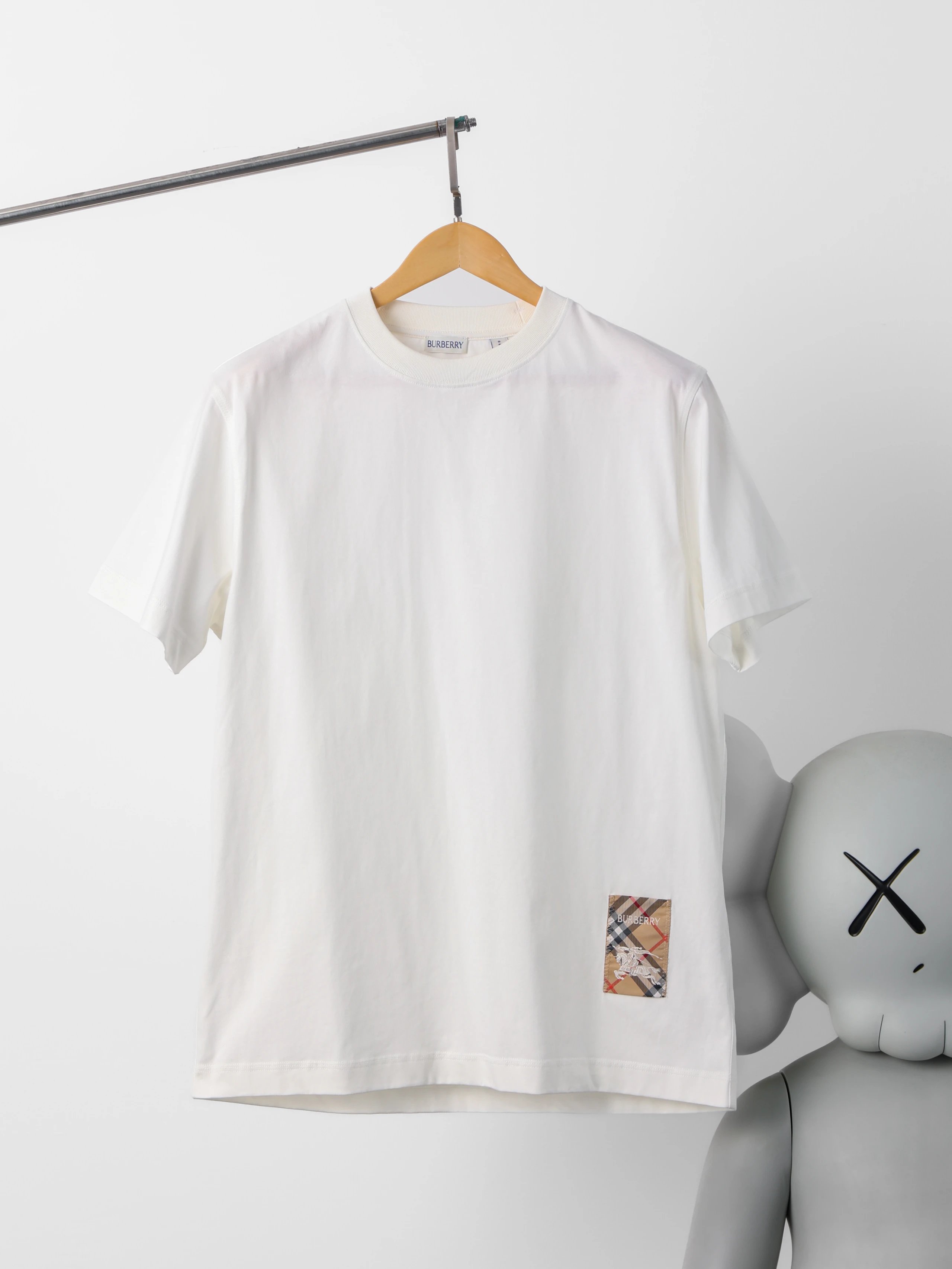 Item ID 8296 Burberr- Burberry -2024ss- Short sleeves with war horse logo embroider