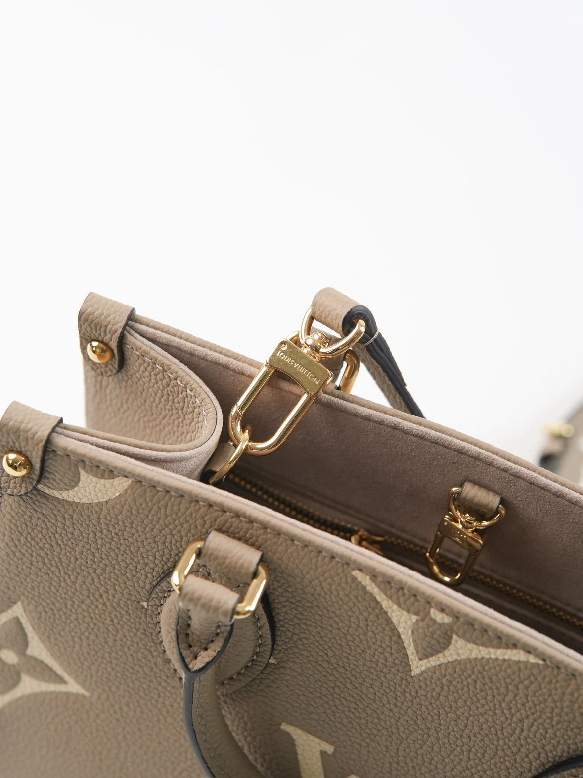 Item ID 8501 ONTHEGO-PM - Classic Old Flower Full Print - Cow Leather - Jungle Bag