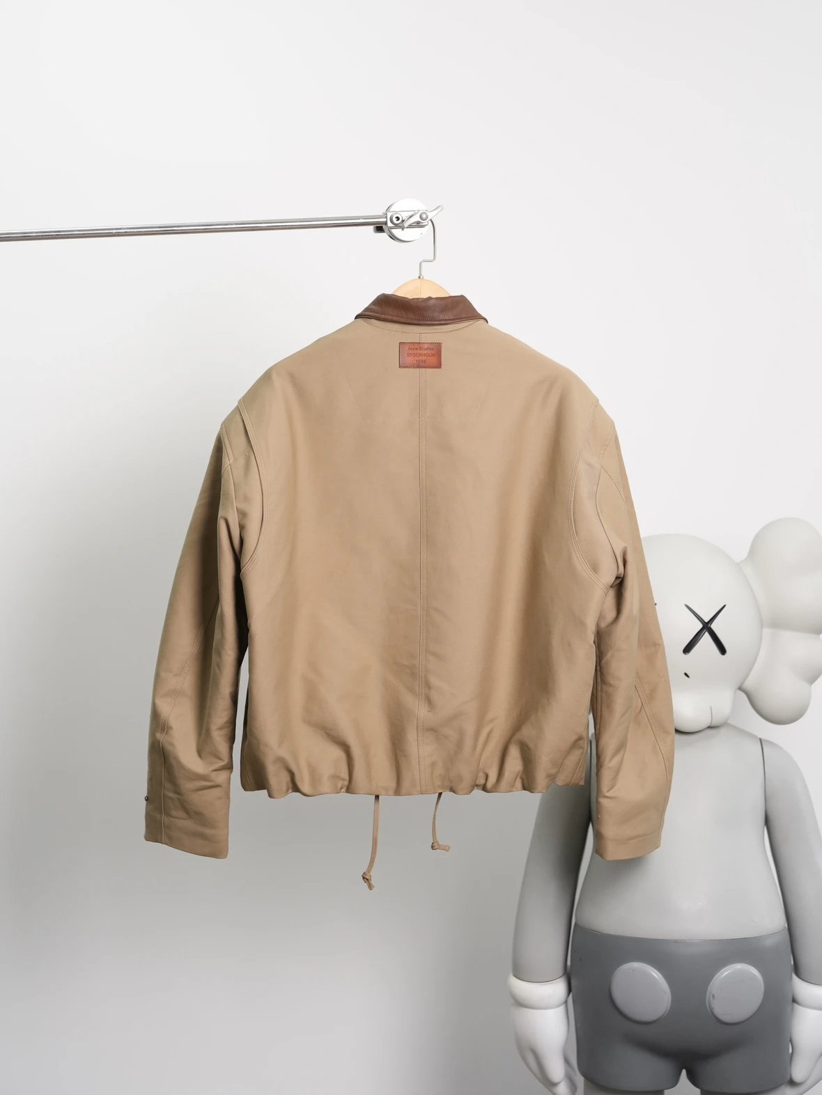 Item ID 8008 Acne-“ Leather collar ”SS25 Solid color pocket zipper snap button jack