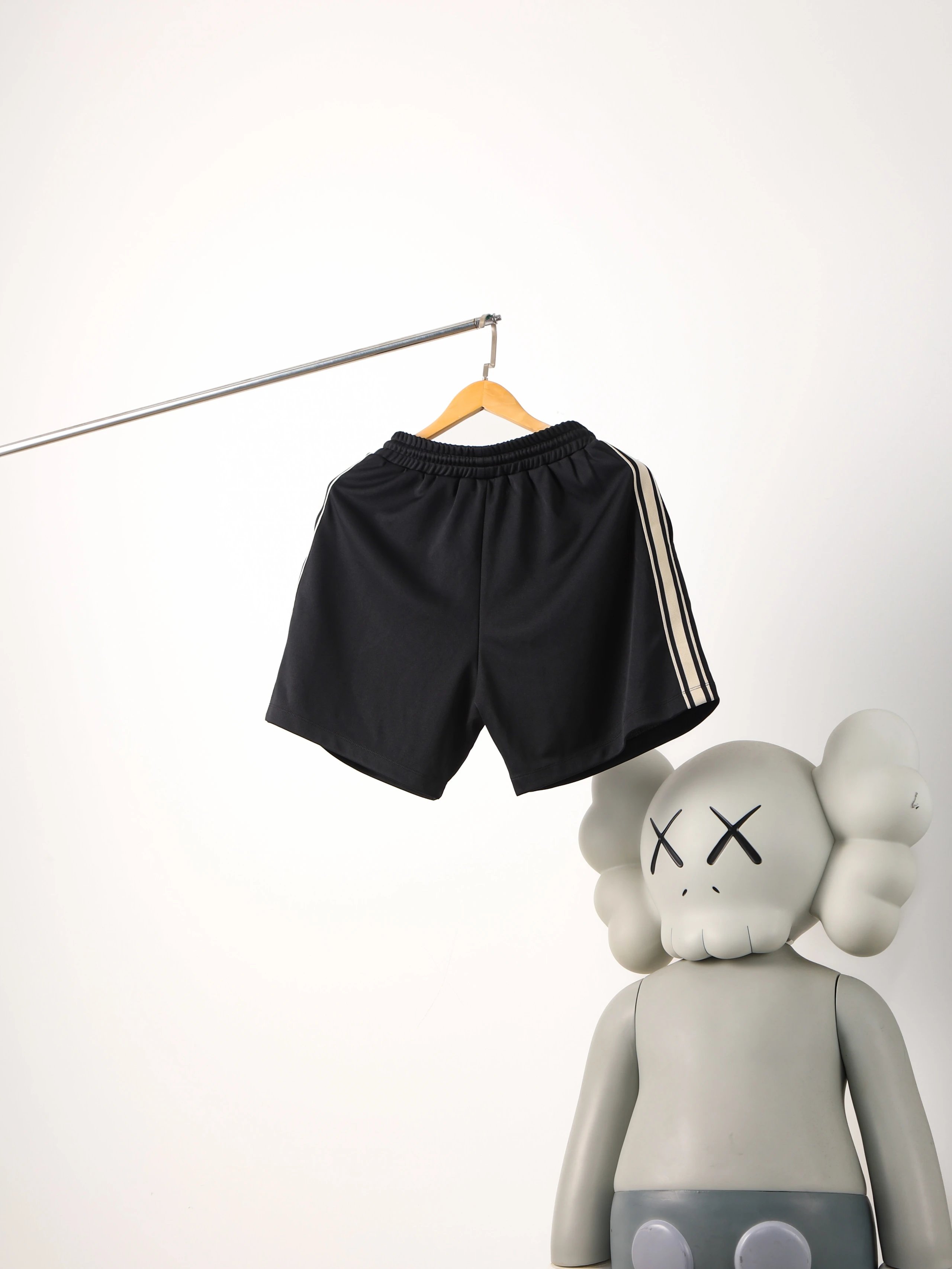 Item ID 8234 CEL1NE-Celin-2022ss-Side woven shorts - Customized 100% high-density p