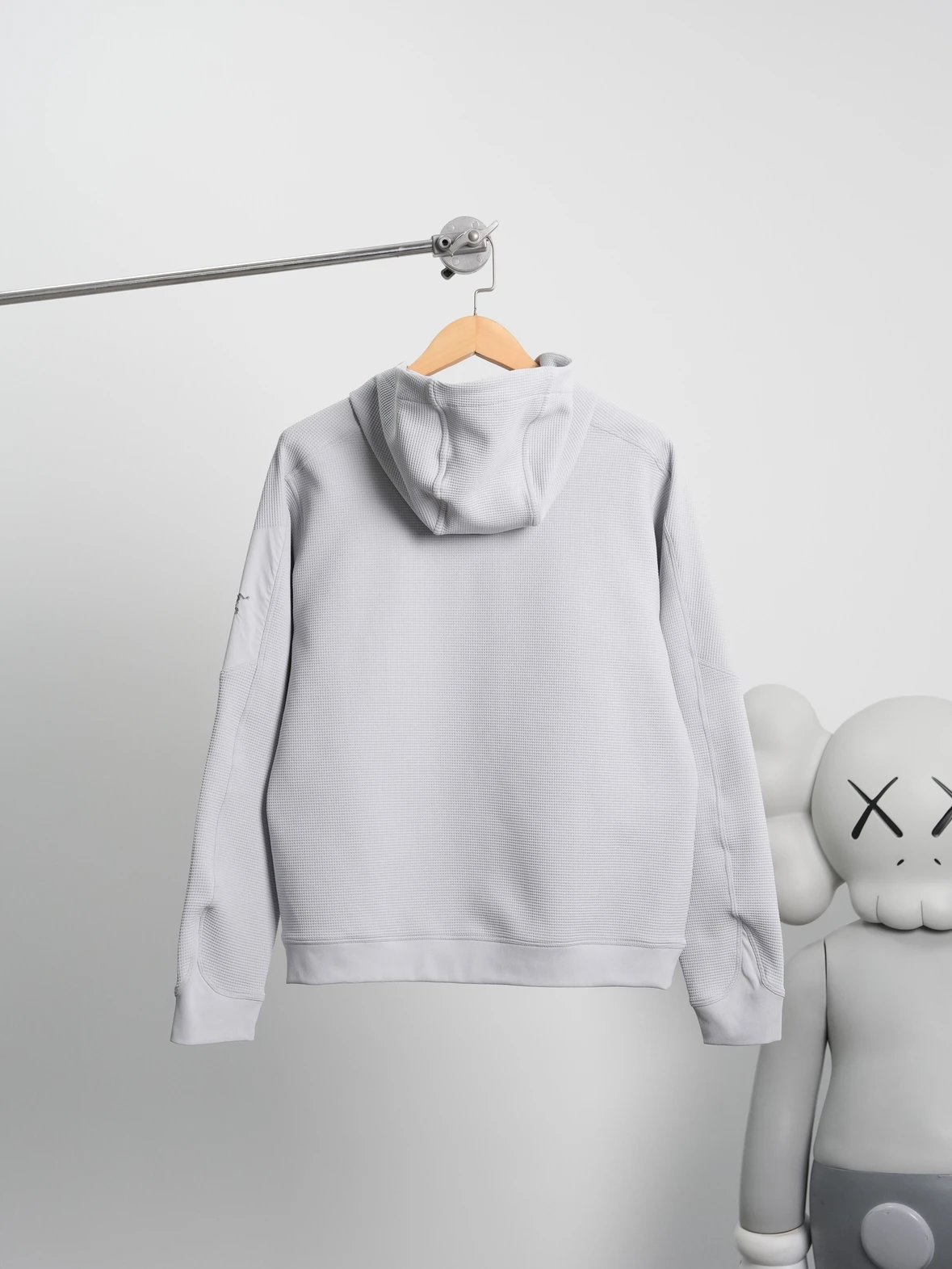 Item ID 8051 Olera- Two colors - waffle embroidery logo Windproof, breathable, warm