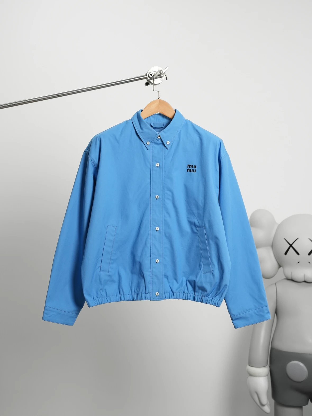 Item ID 8034 M1U-M1U Miu - SS25- _32 piece double stranded silk fabric_ summer coll