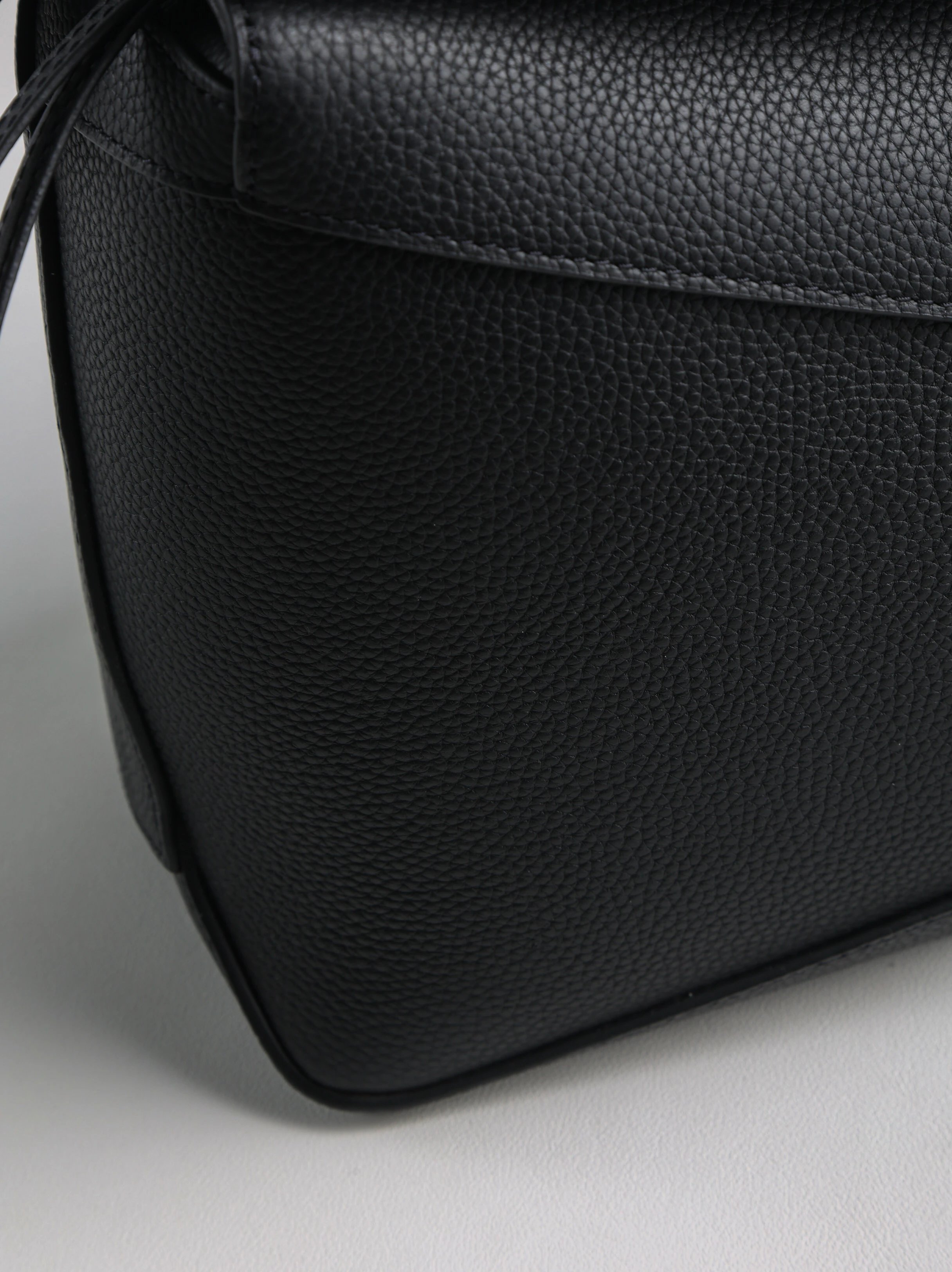 Item ID 8494 L0EWE Roewe Classic Buzz Anagram Leather Embossed Crossbody Bag Detach