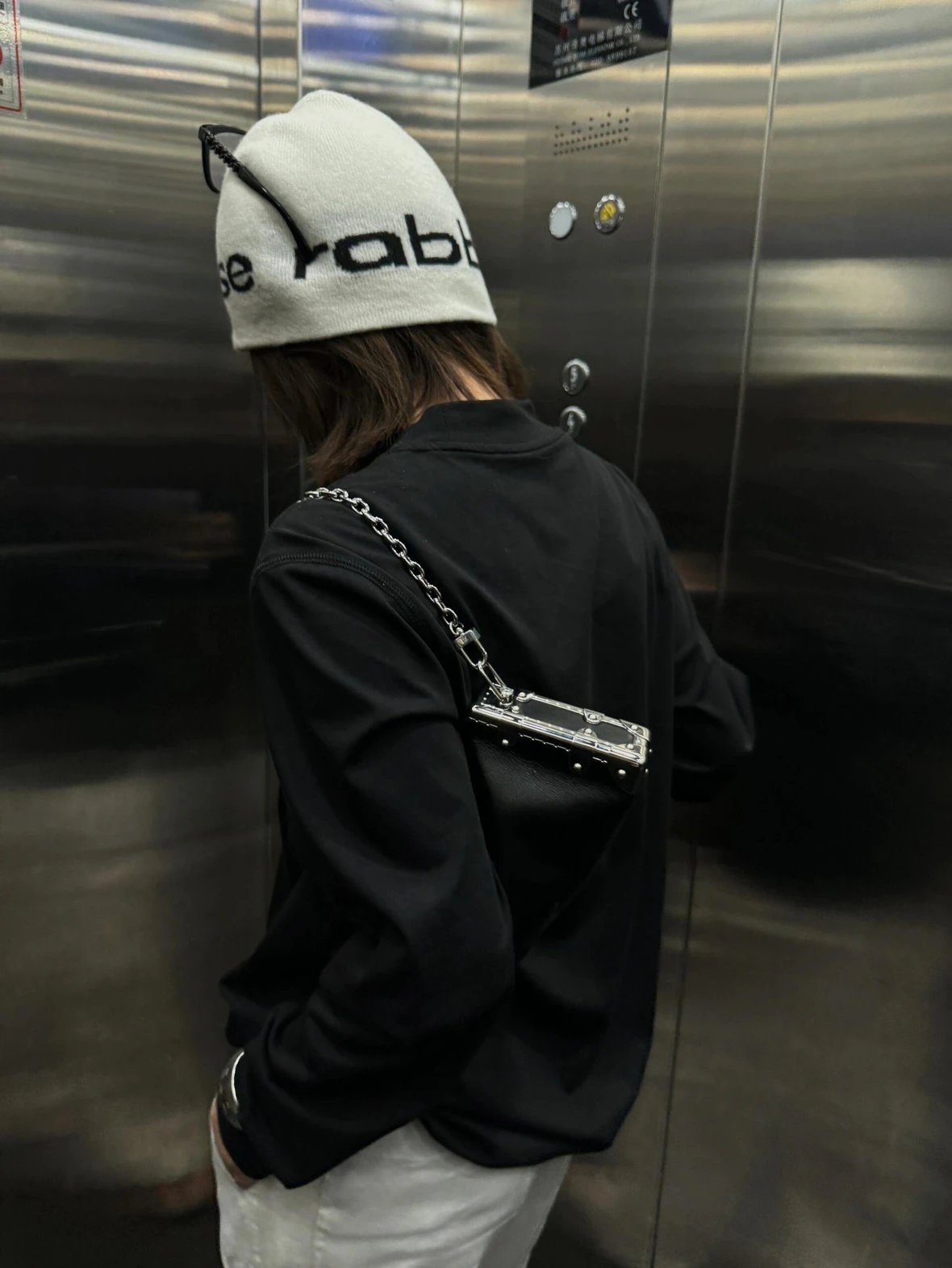 Item ID 8432 Advanced customization -100% calfskin -Slim-Trunk- soft box chain bag