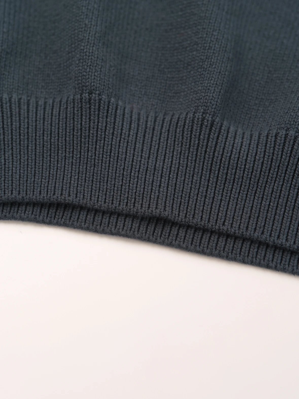 Item ID 8190 SS25 Men's Collection _Cotton Heartlet_ - Logo - Letter Embroidered Lo