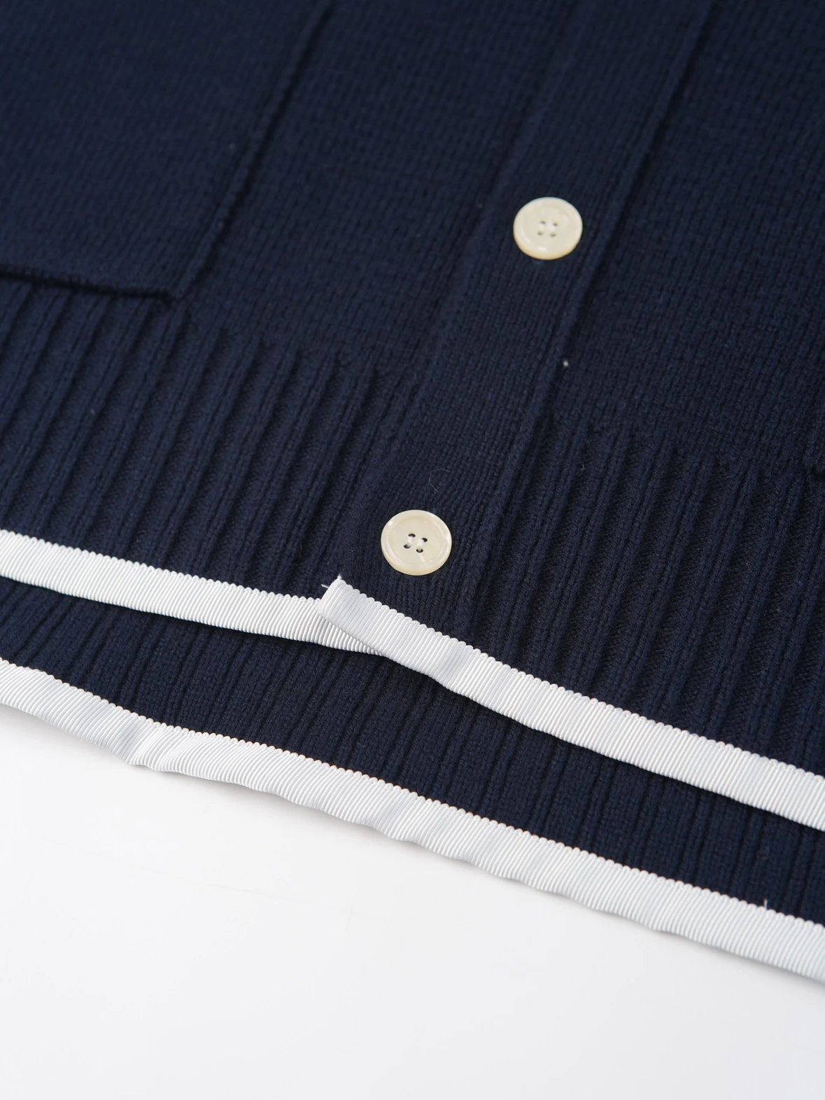 Item ID 8005 striped long sleeves single breasted V collared sweater