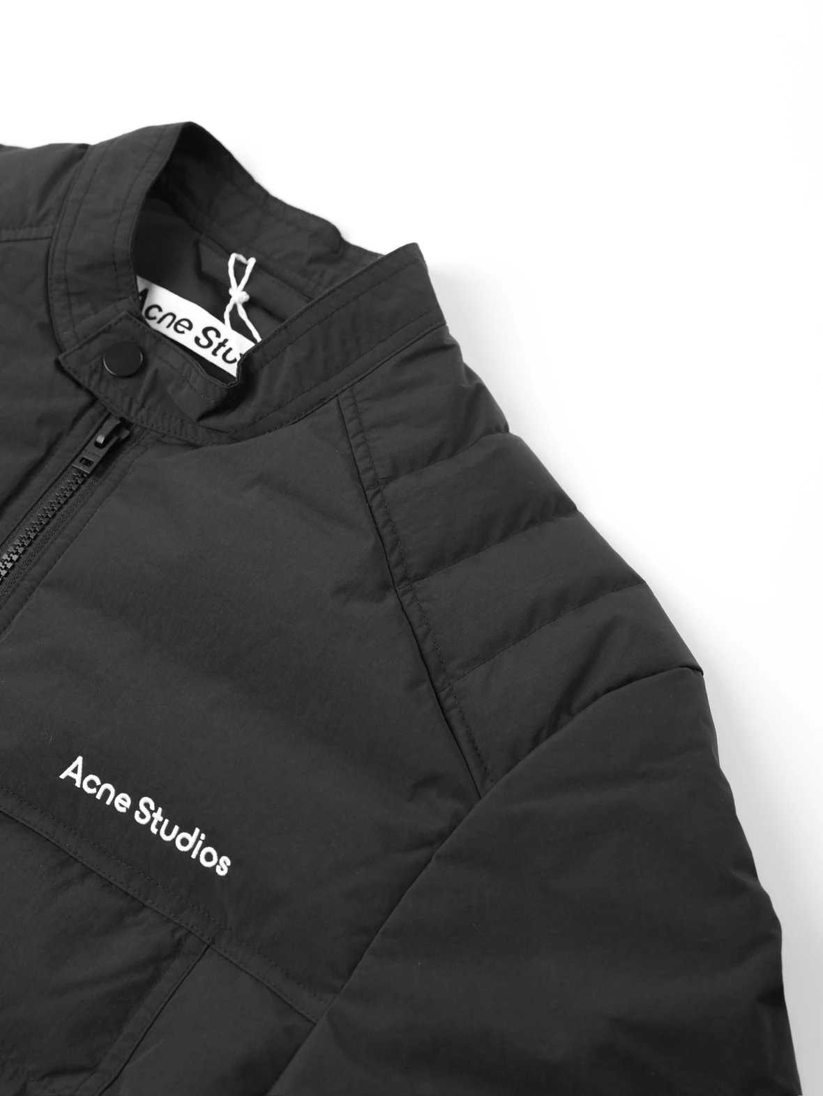 Item ID 8098 Acne SS25 Logo _National Standard 90 White Duck Down_ Solid Color Zipp