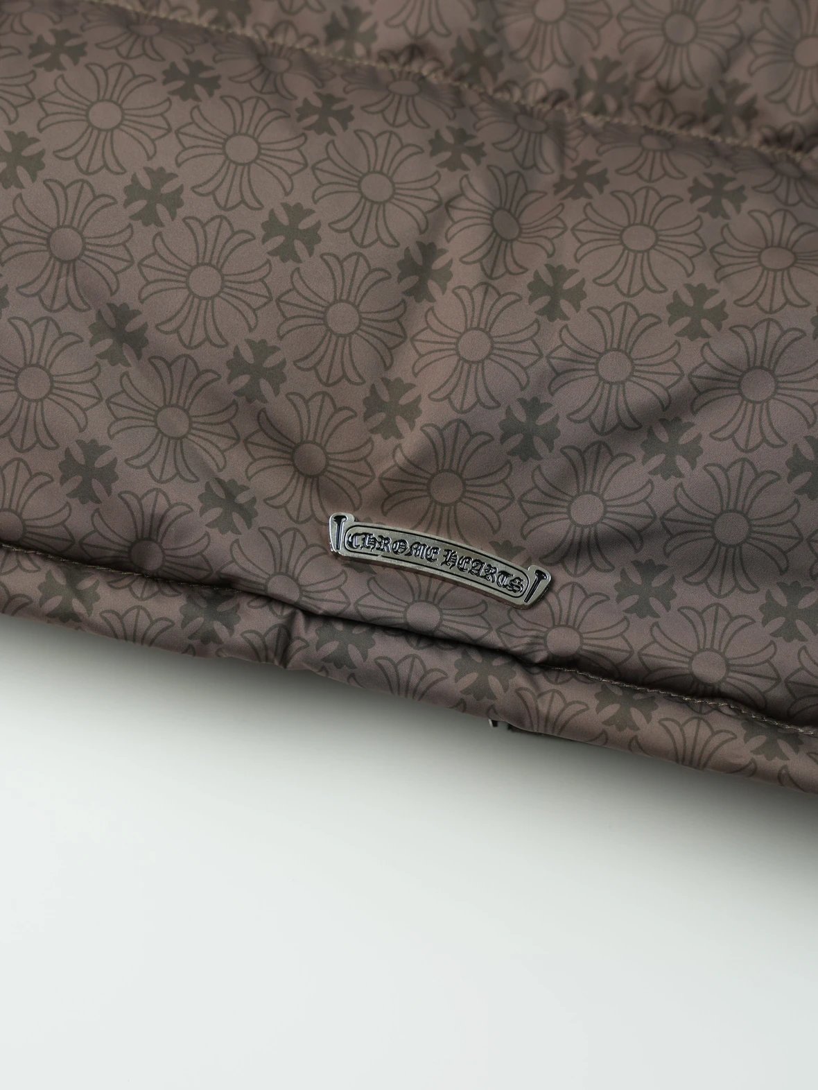 Item ID 8110 Crow heart CH full print logo“90 white duck down ”“ Exclusive distress