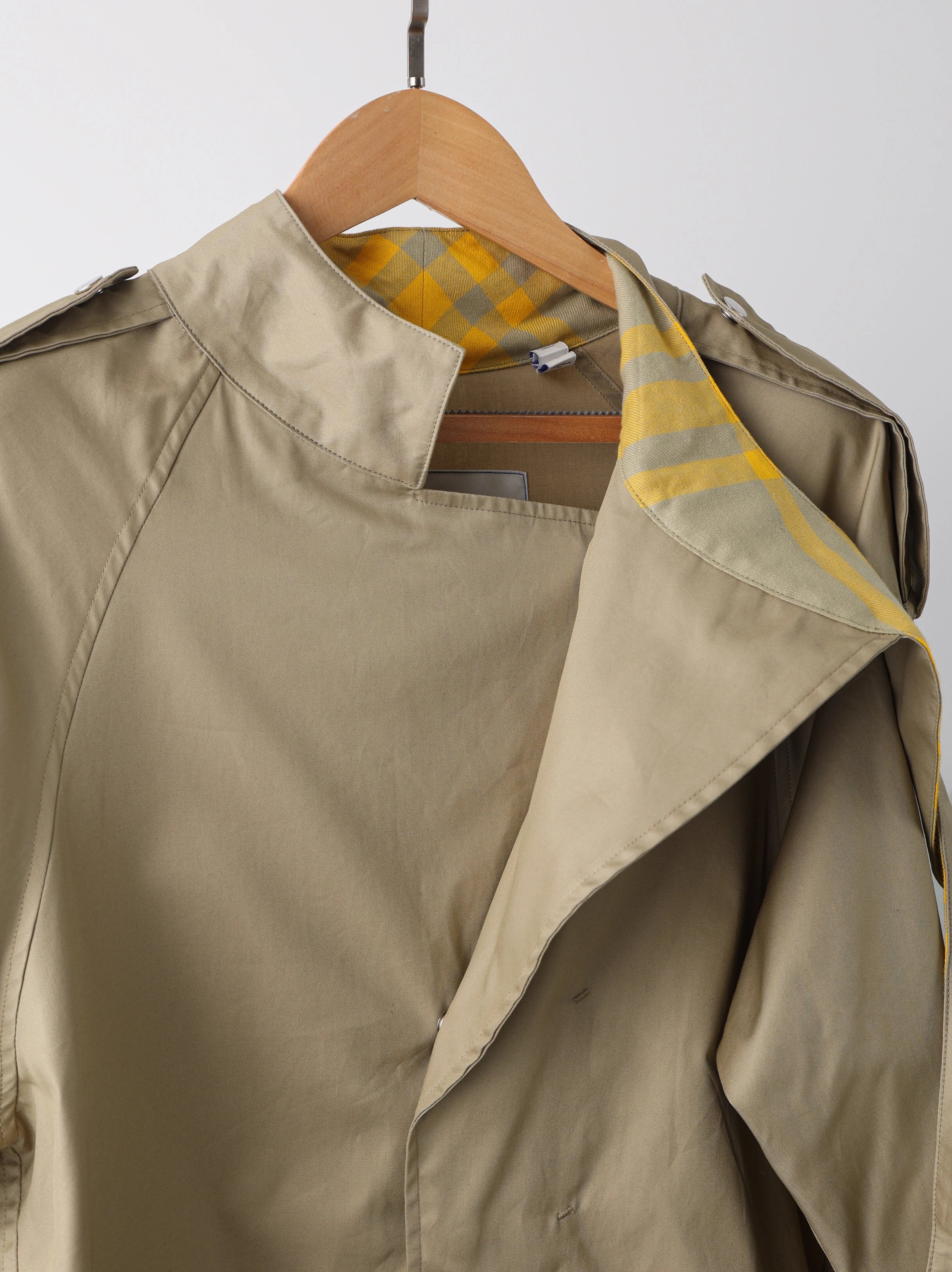Item ID 8021 Burberr- Burberry -2024ss- custom made 80 Oversized windbreaker cloth