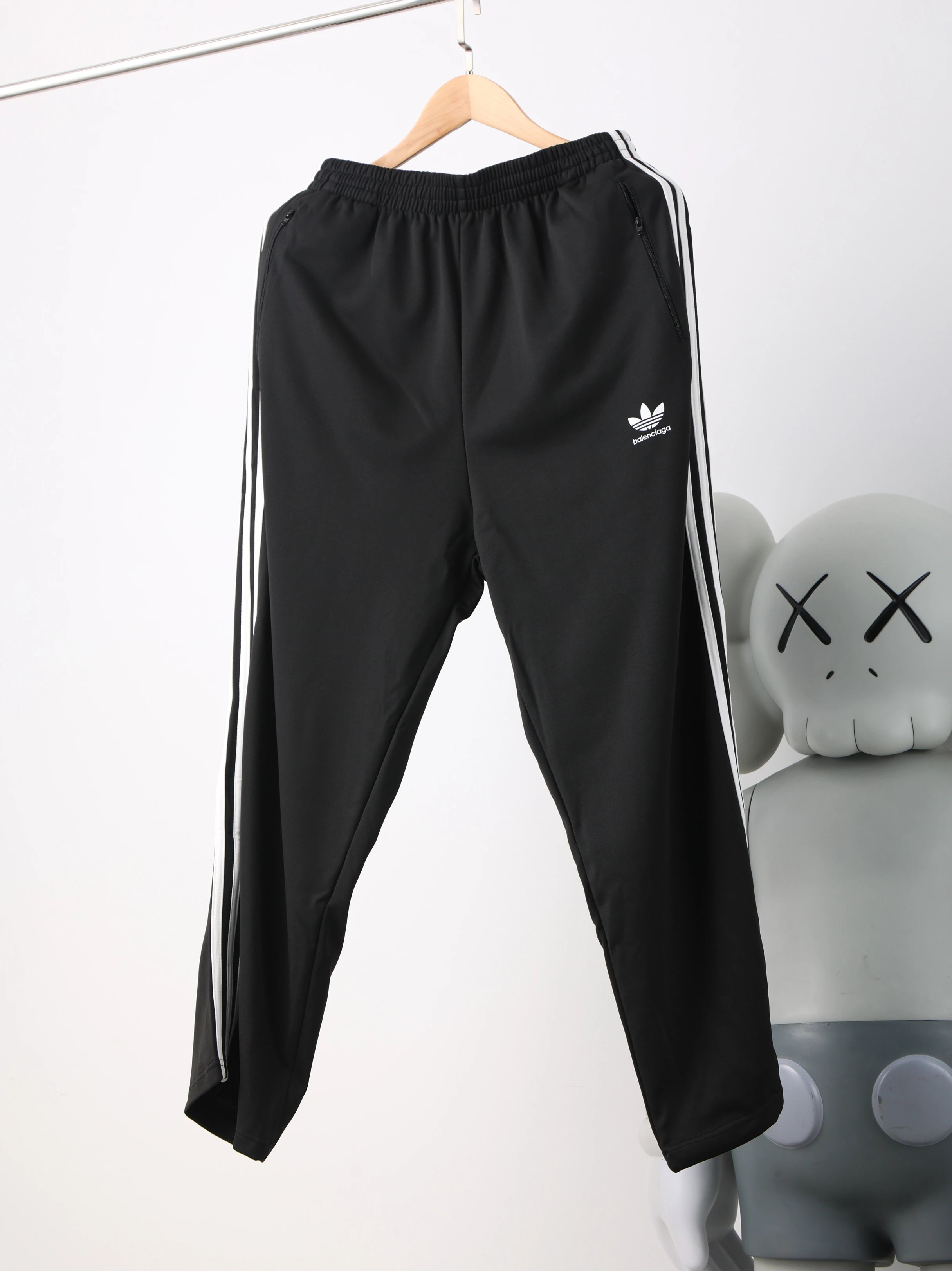 Item ID 8344 Balenci@ga-x-Adid@s- Paris clover joint brand - Sports wide leg trouse