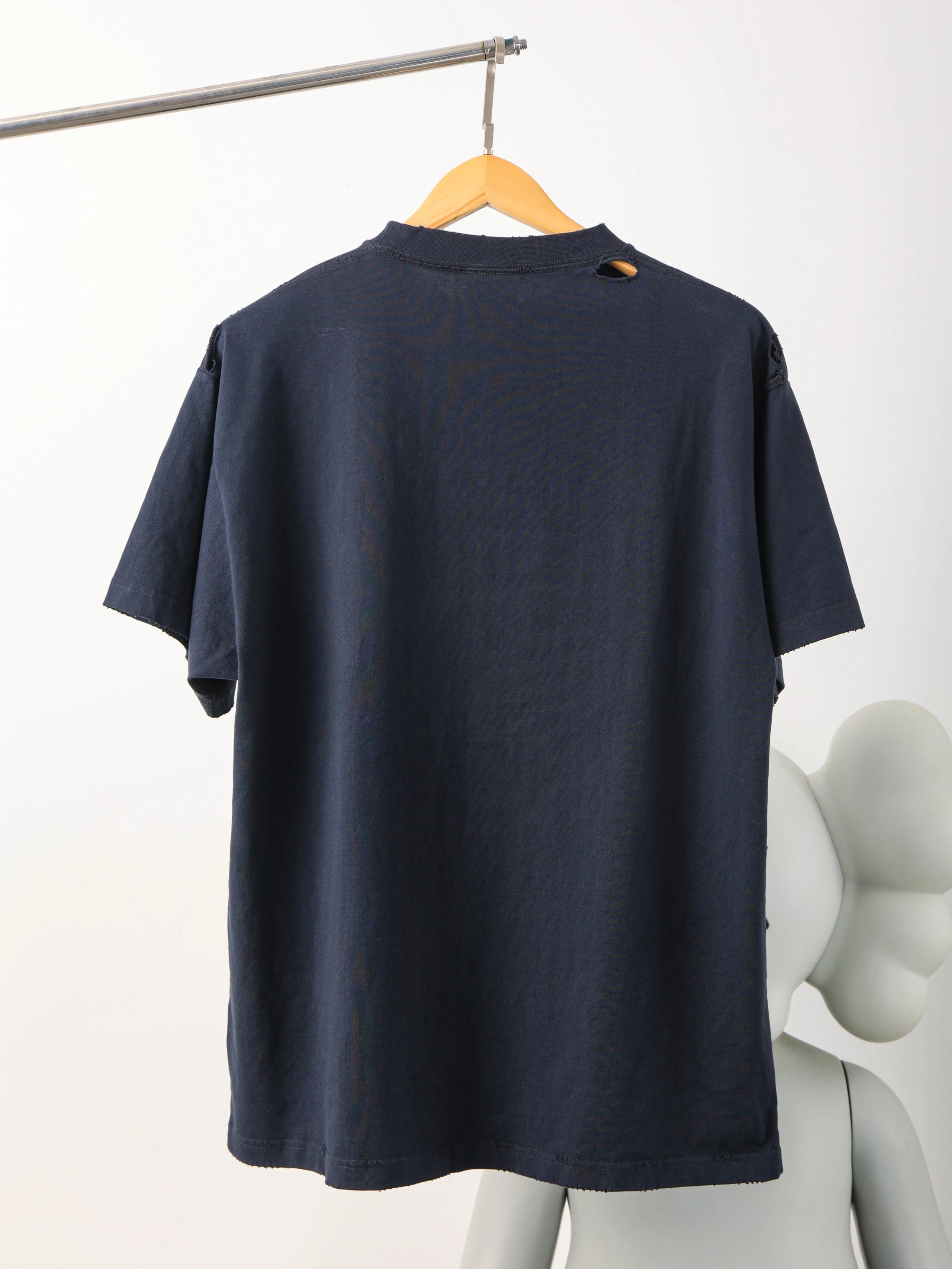 Item ID 8279 Balenc1aga - Paris-2025s - Sparkling Ink Graffiti Letter Printed Short