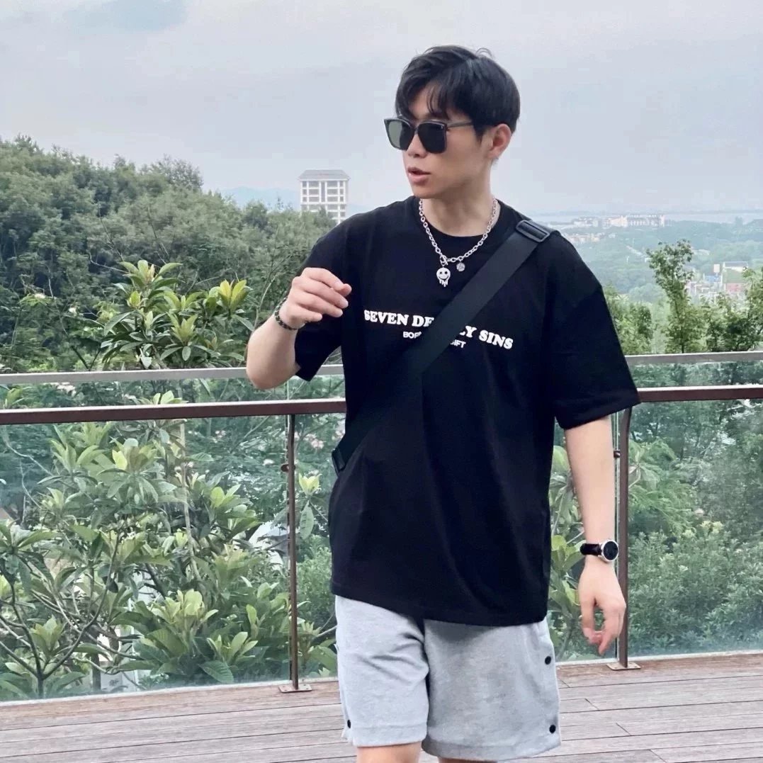 Item ID 8410 Gentleman Monster Sunglasses - Large frame classic versatile sunglasse