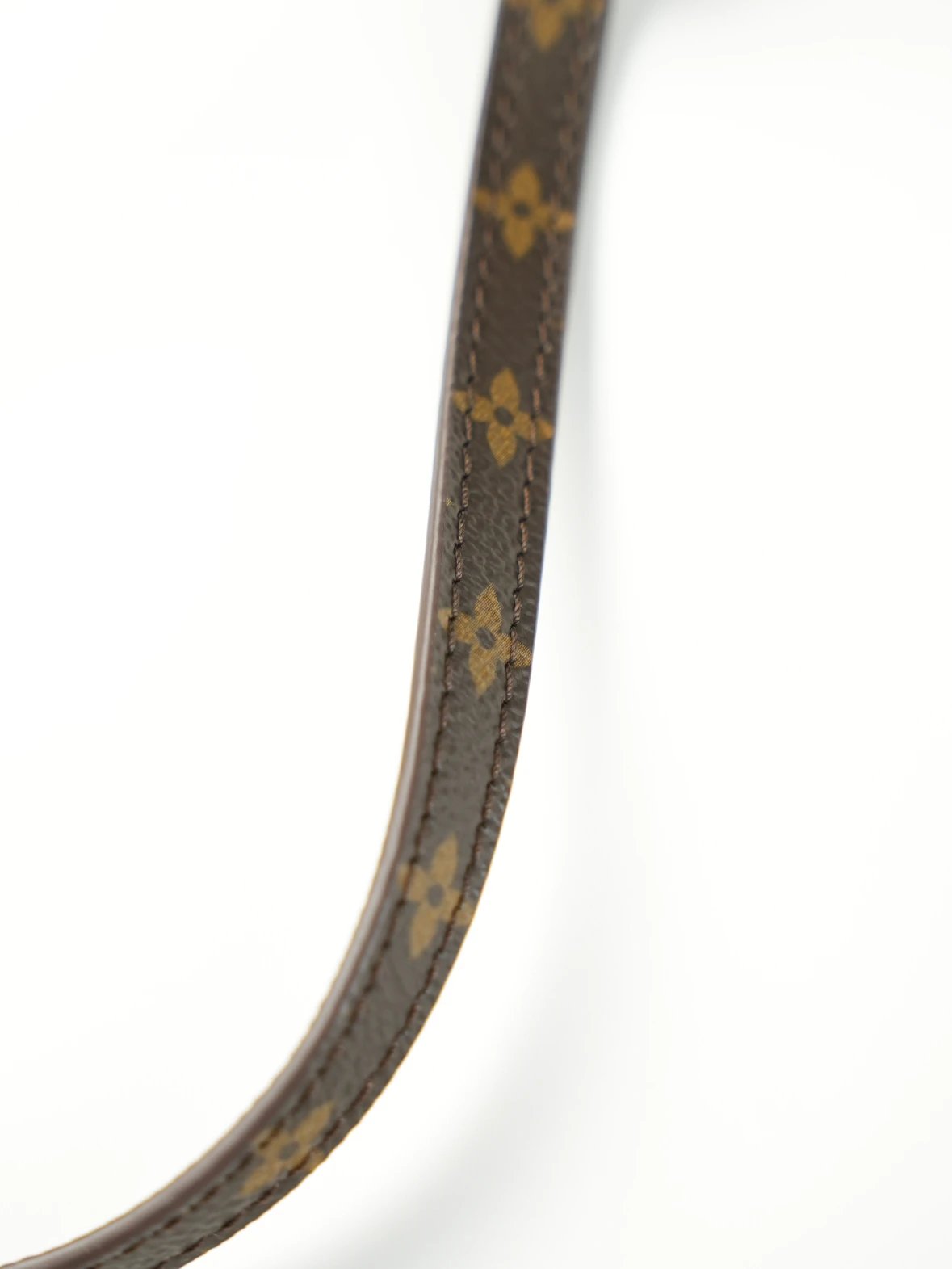 Item ID 8474 Express Black Knight - _Imported calf leather_ _NFC chip_ classic patt