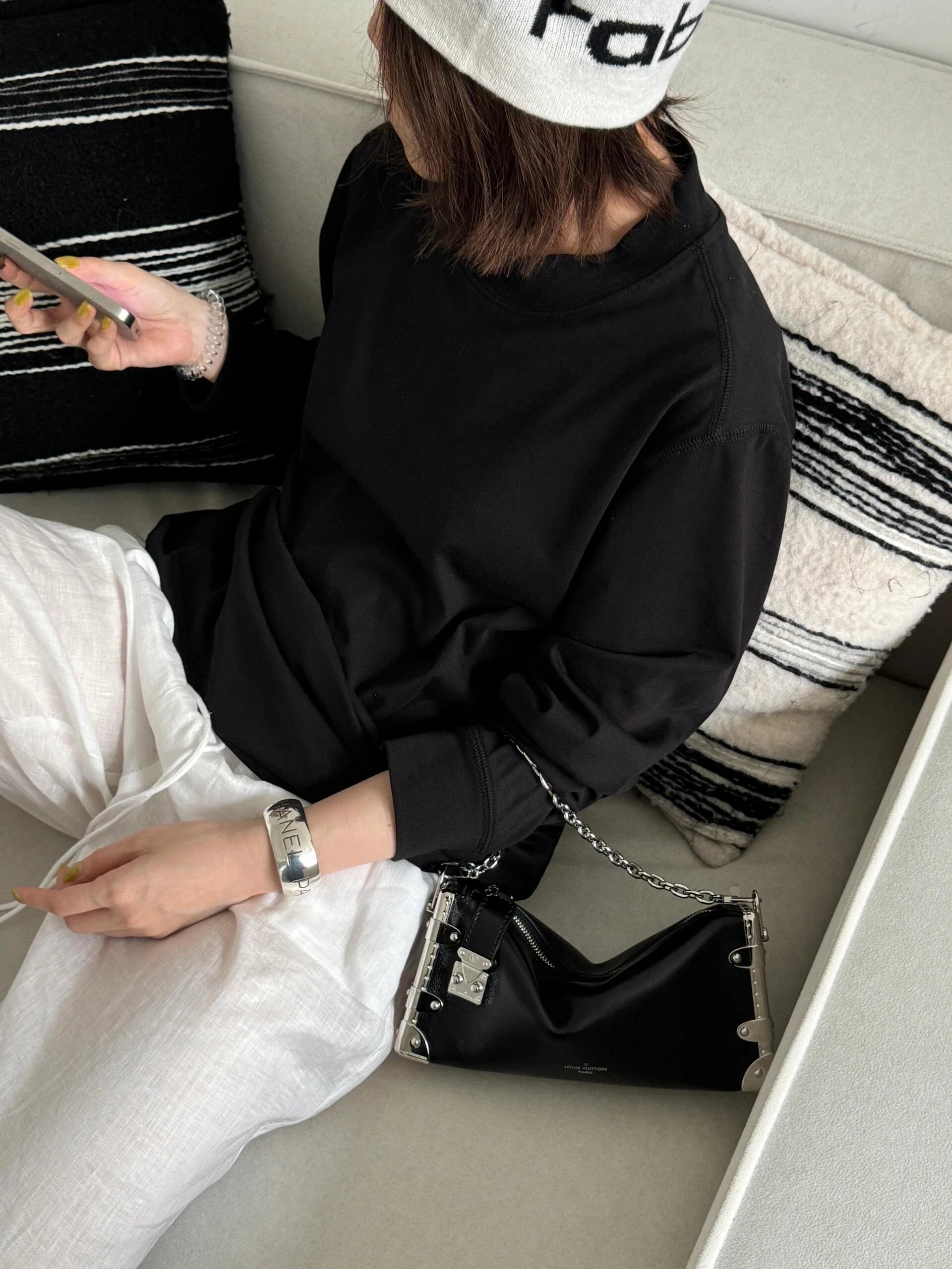 Item ID 8432 Advanced customization -100% calfskin -Slim-Trunk- soft box chain bag