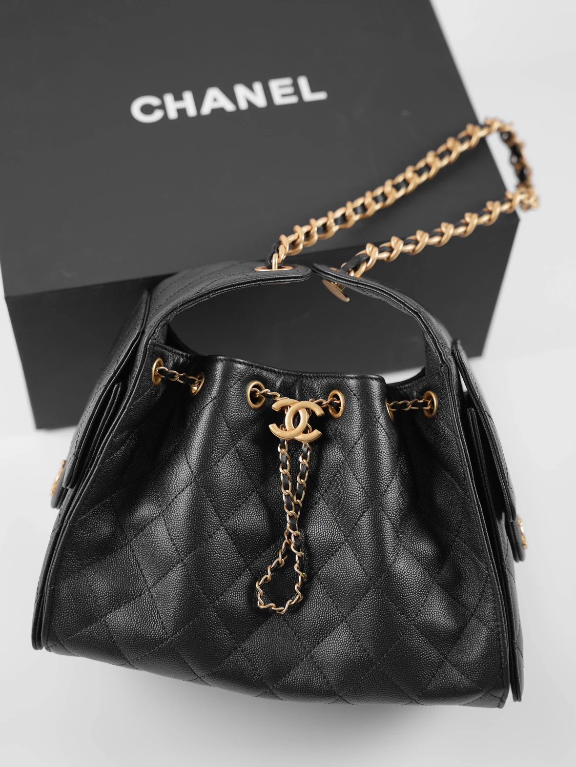 Item ID 8457 CHANE1- Xiaoxiang -25Bag-25S- classic logo Logo“ Imported grain emboss
