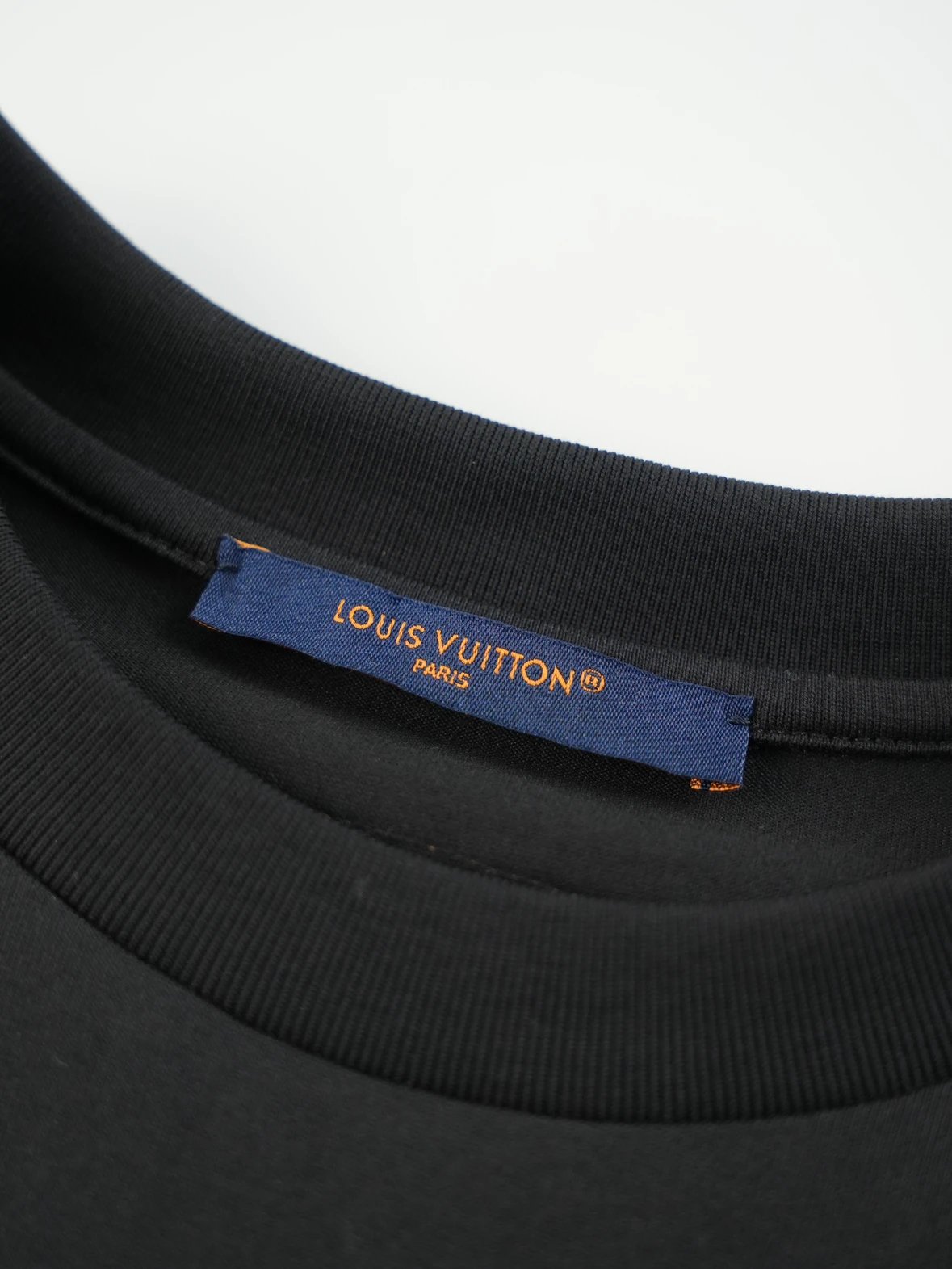 Item ID 8180 Embossed crew neck “32 Count combed long staple cotton smooth ”logo lo