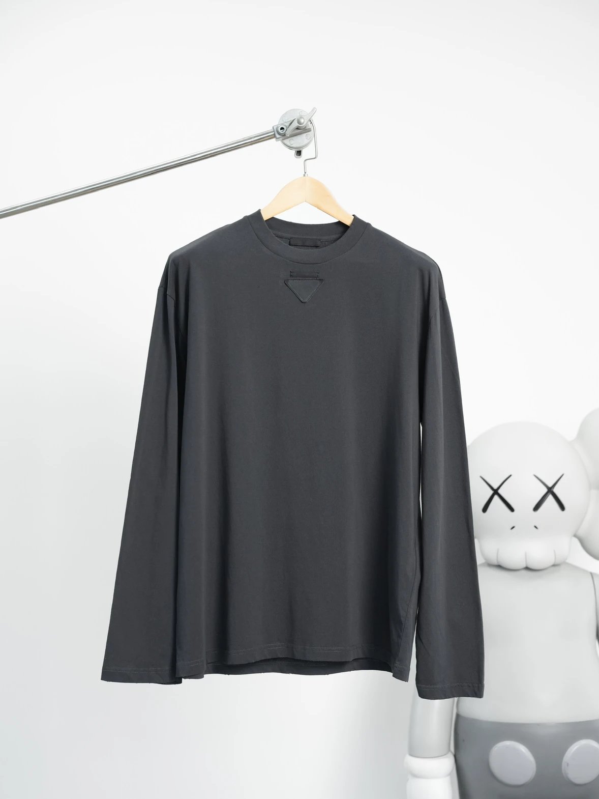 Item ID 8189 PRD Round neck long sleeves cotton “ Exclusive dyed fabrics ” triangle