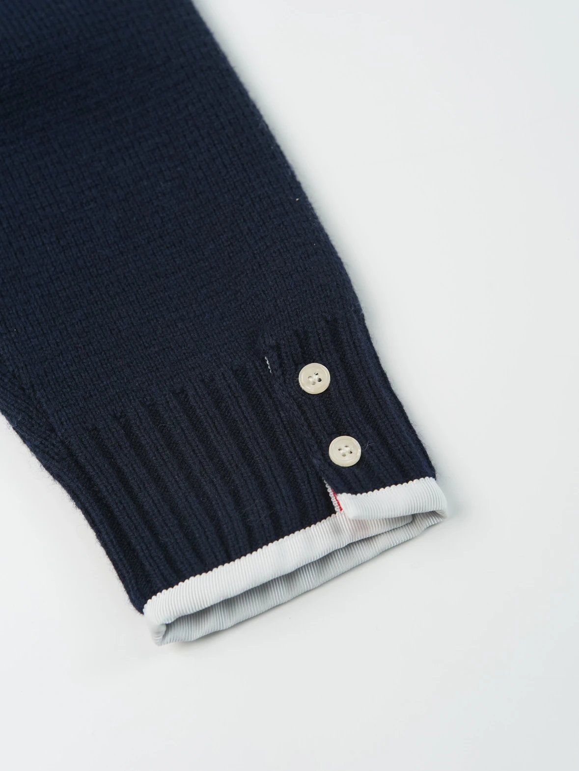 Item ID 8005 striped long sleeves single breasted V collared sweater