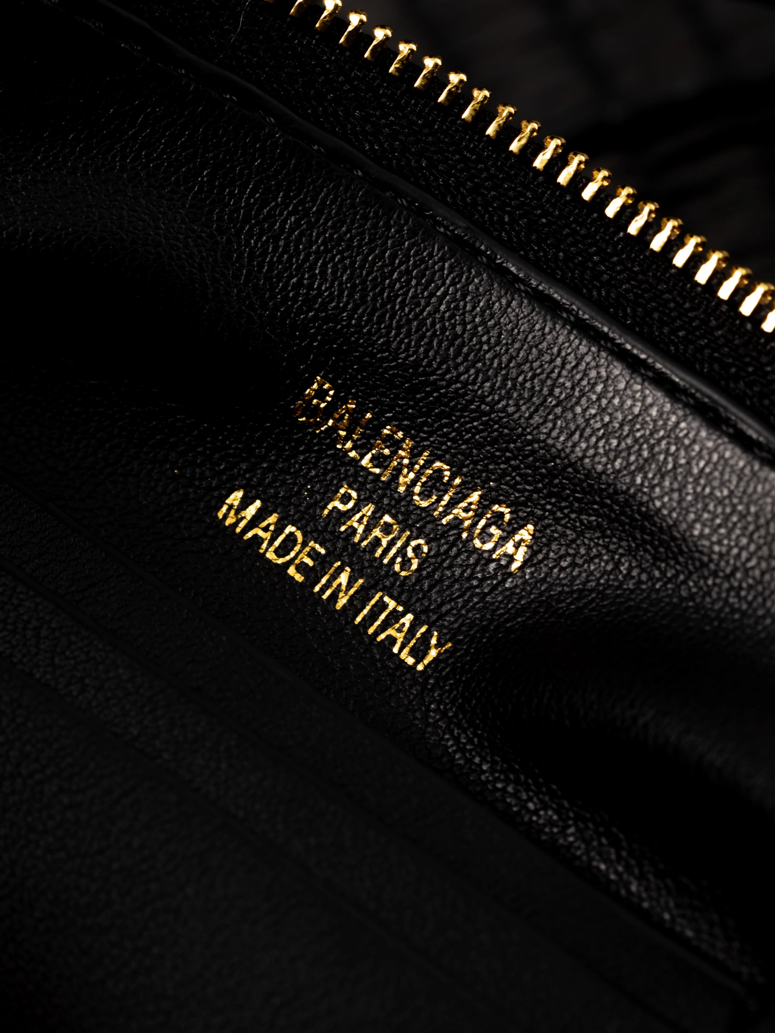 Item ID 8451 Balenc1aga Paris-2024s Redeo Series - Small Mahjong Bag - Imported Hea